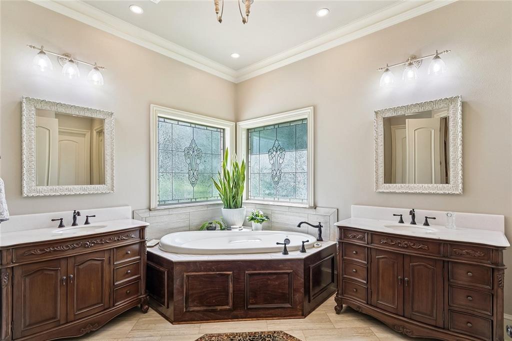 475 TRAILHEAD Drive