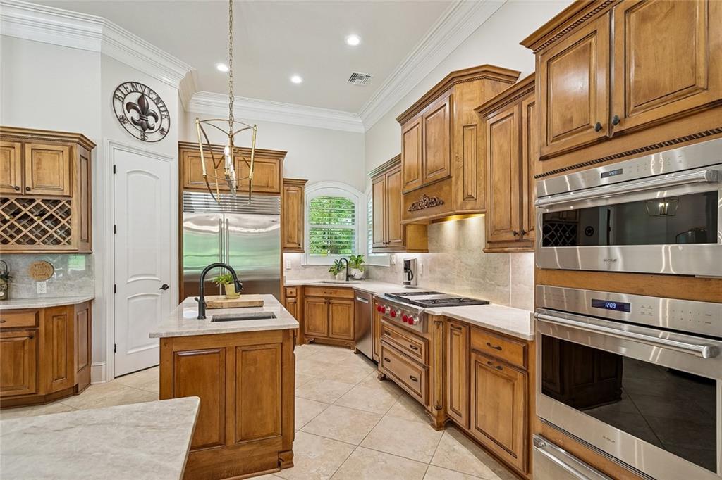 475 TRAILHEAD Drive