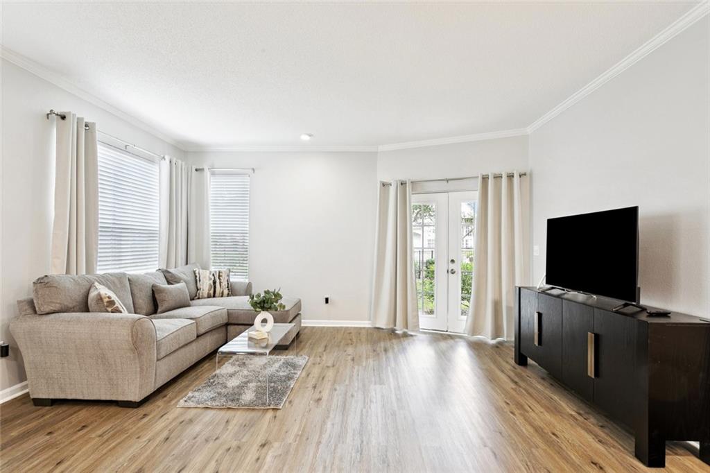 350 EMERALD FOREST Boulevard 6101