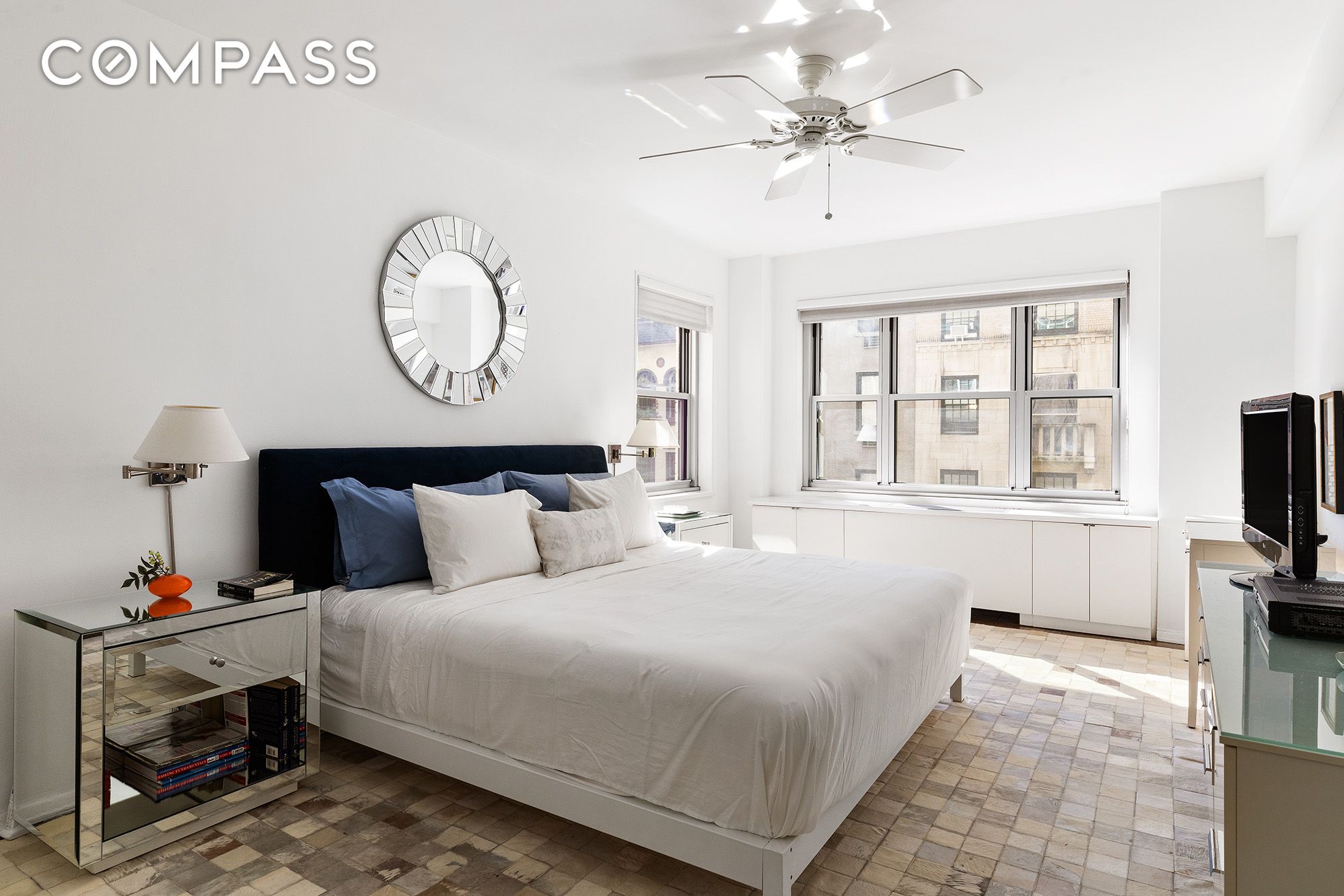 11 5th Ave, Unit 4F