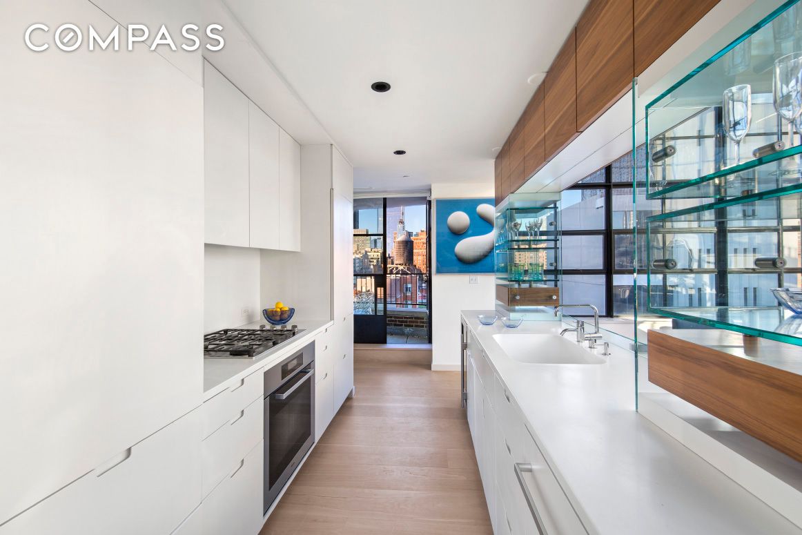 456 West 19th Street Unit: PH-I