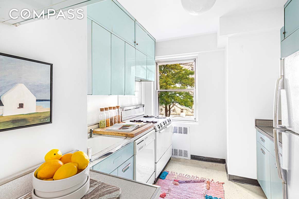 11 5th Ave, Unit 4K