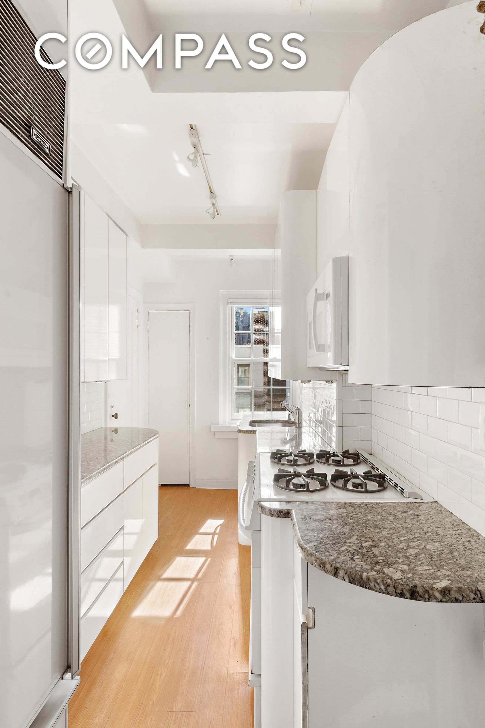 51 Fifth Avenue, Unit 17A