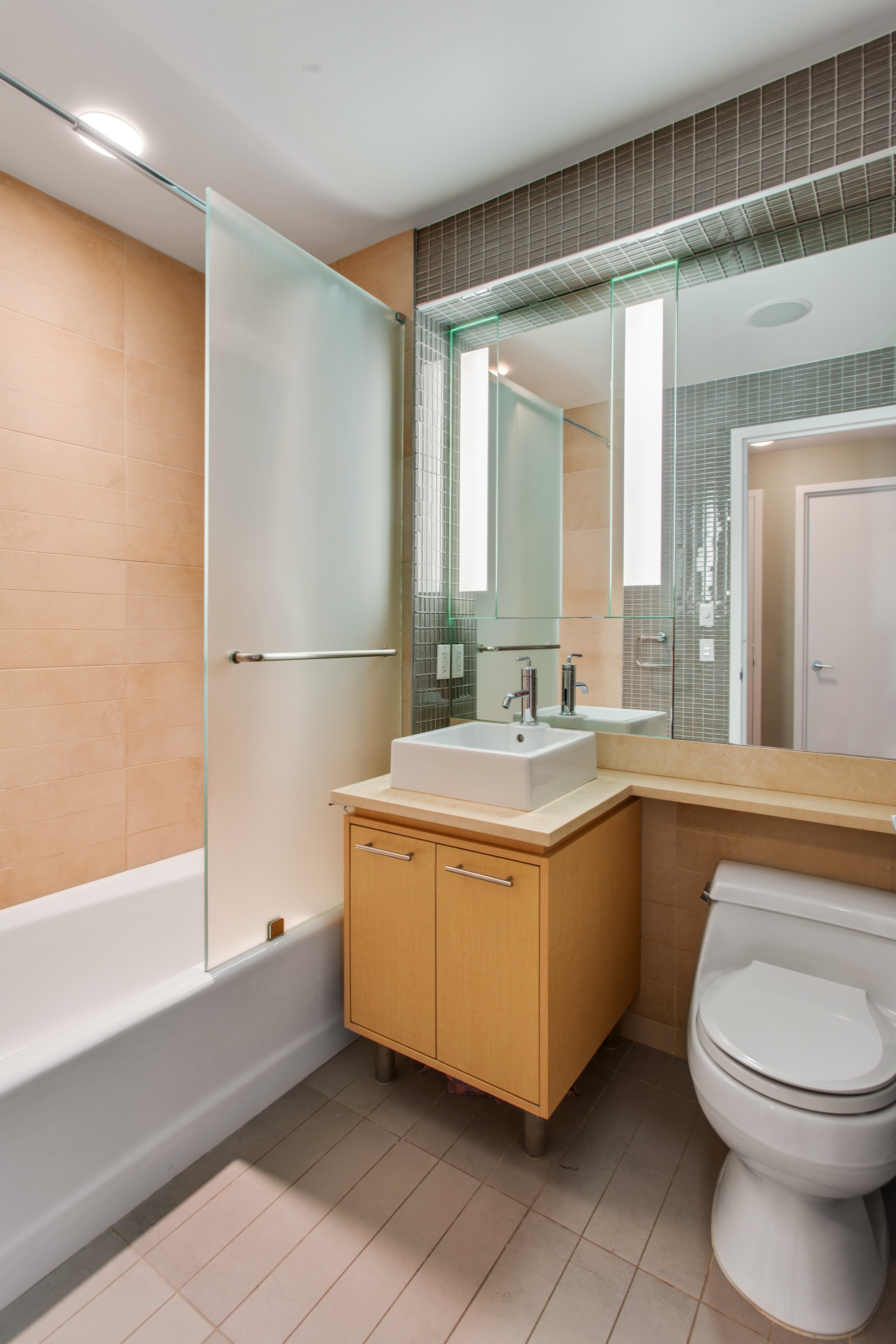 306 Gold Street Unit 10E