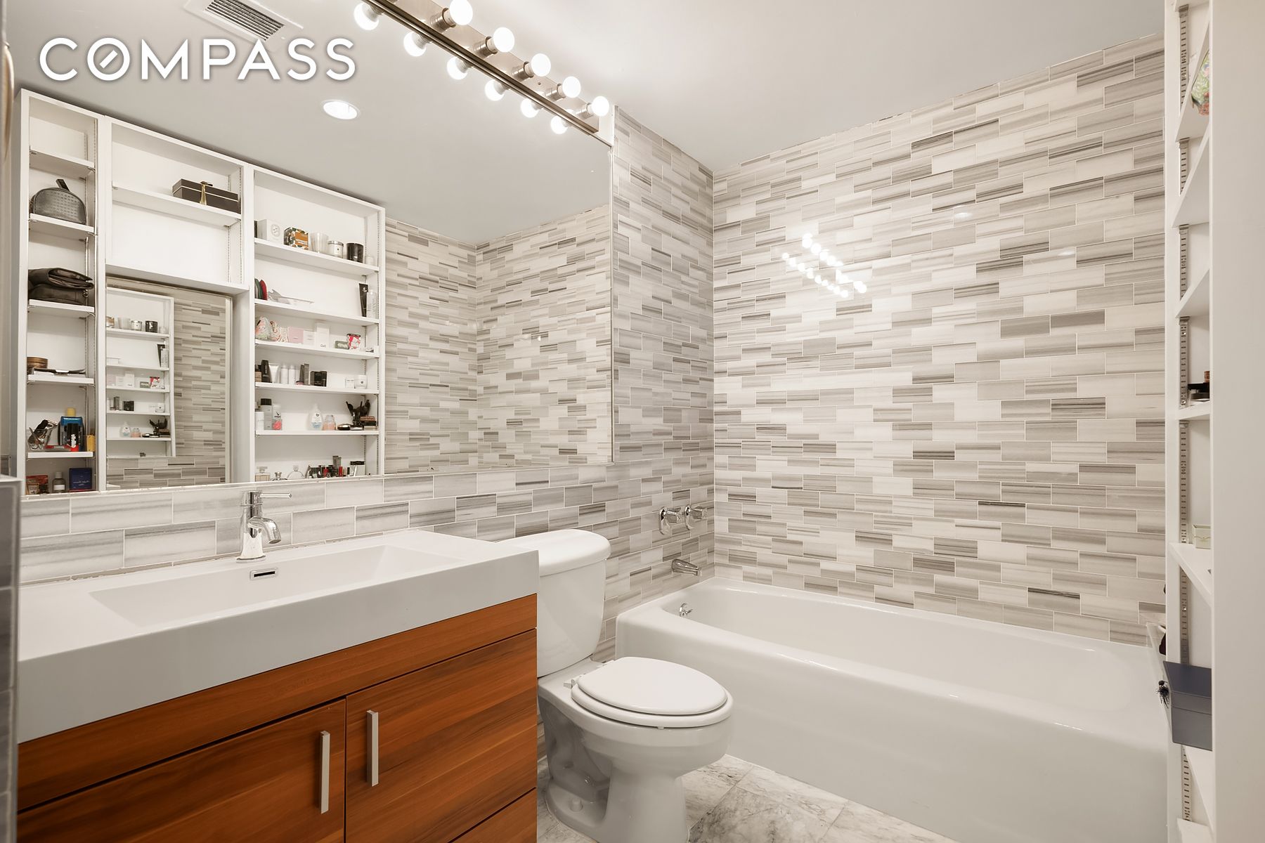 321 W 13th St, Unit 6C