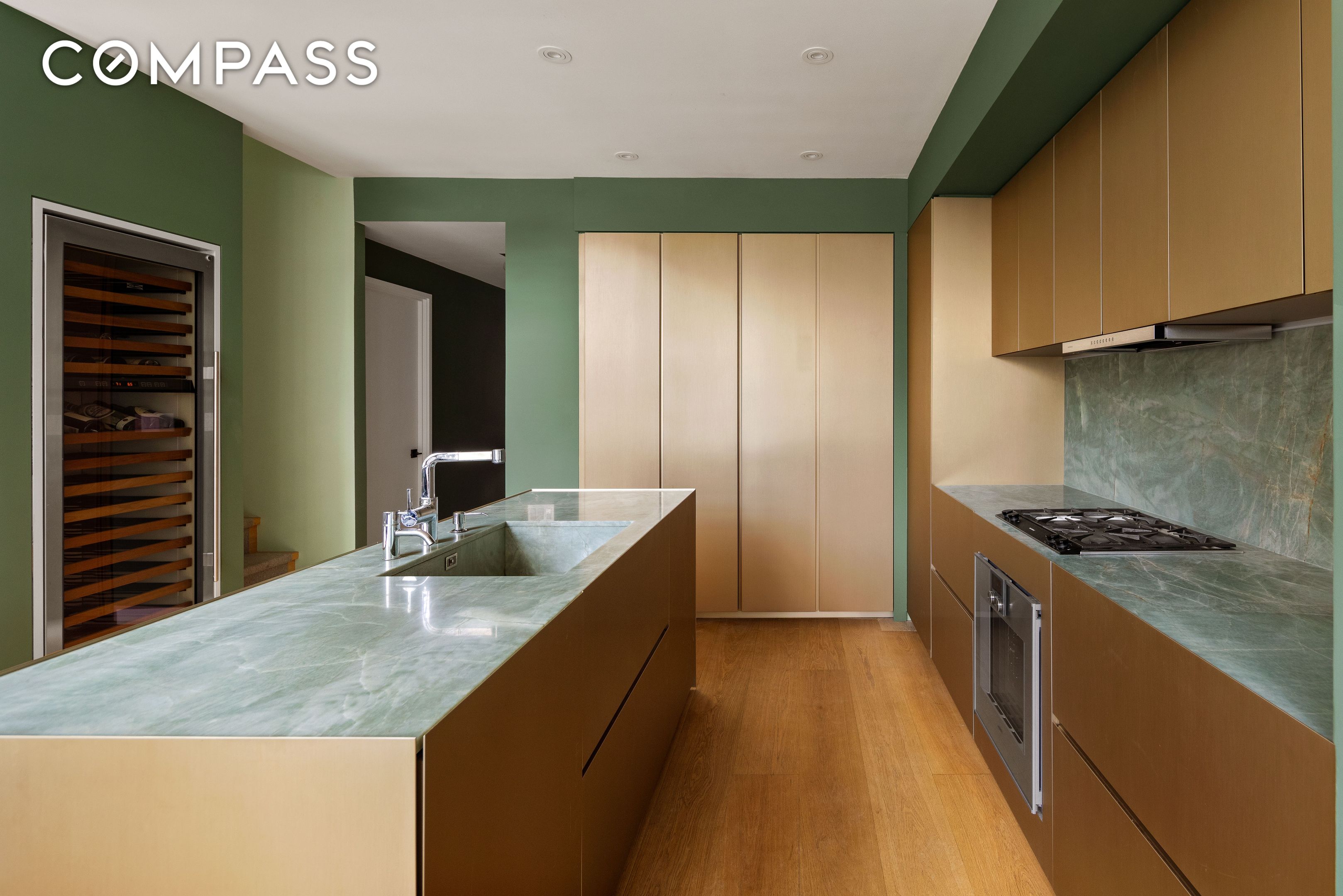 456 W 19th Street 6/7F