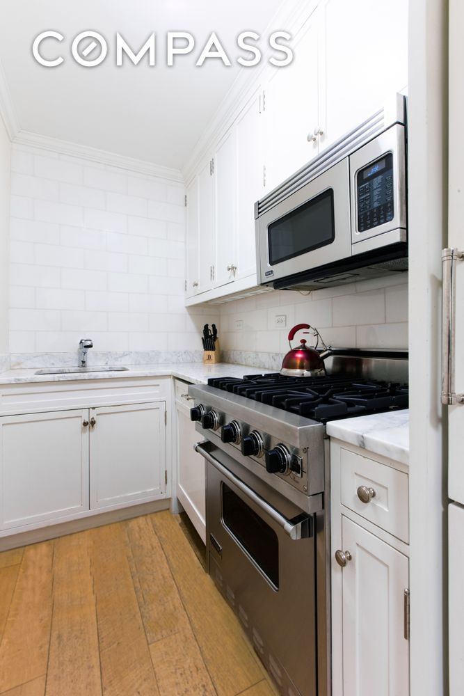 249 E 48th Street 16E