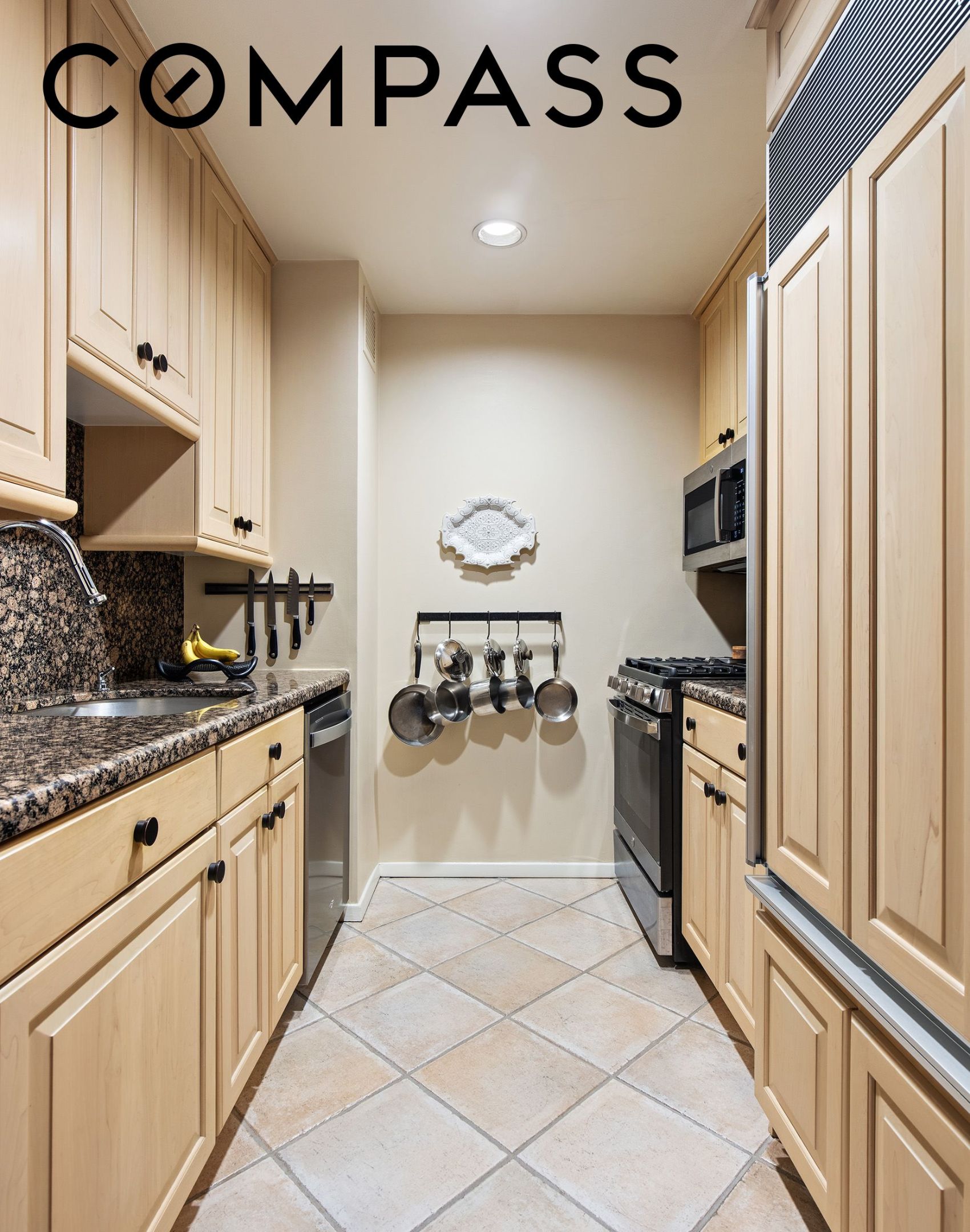 250 Mercer Street B1502
