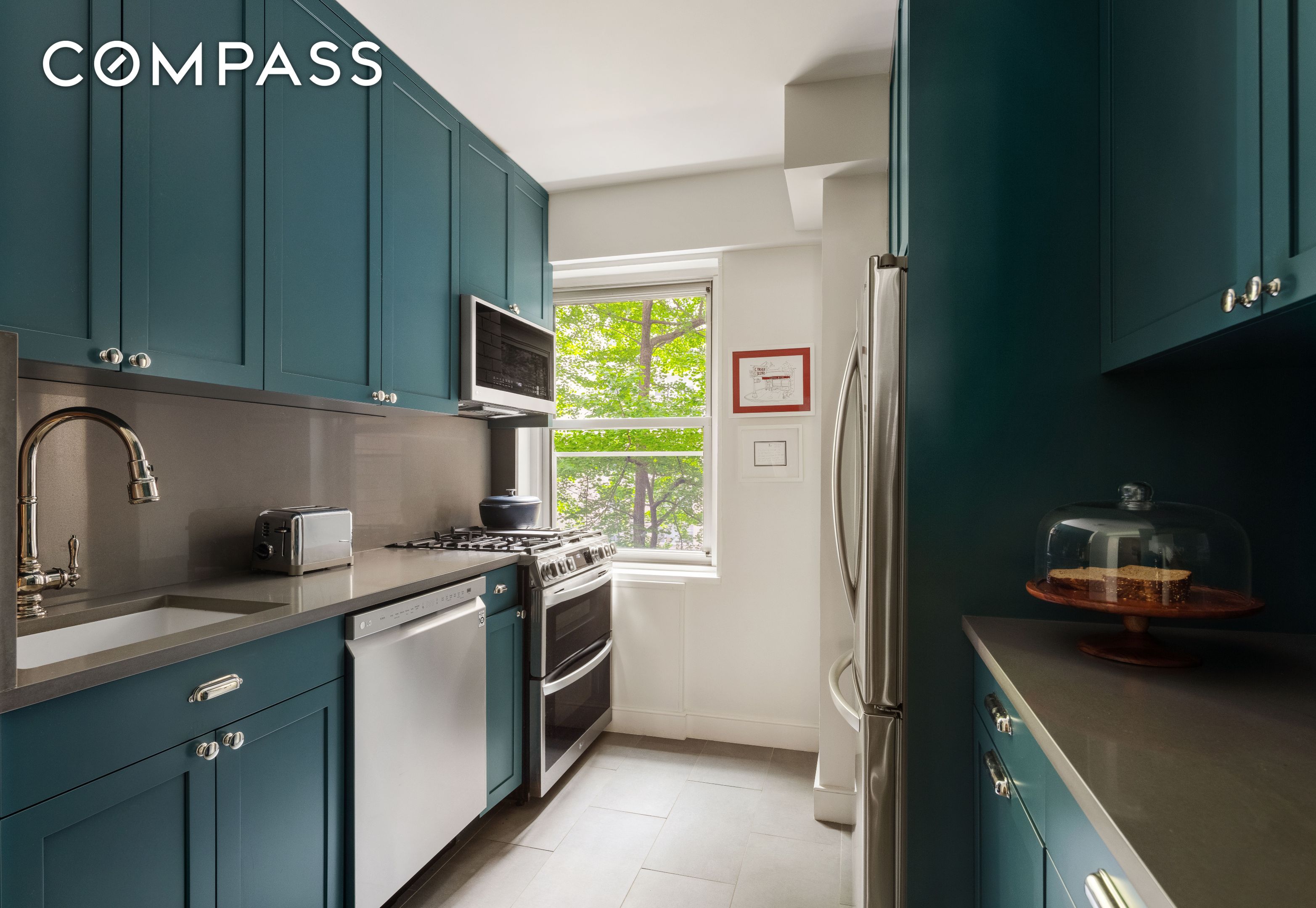 11 5th Avenue 4K