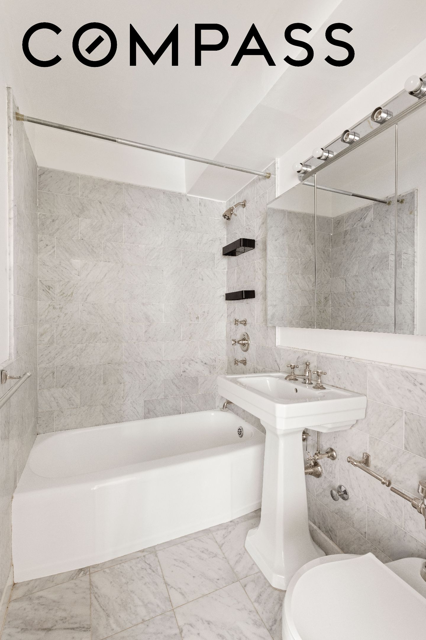 249 E 48th Street 16E