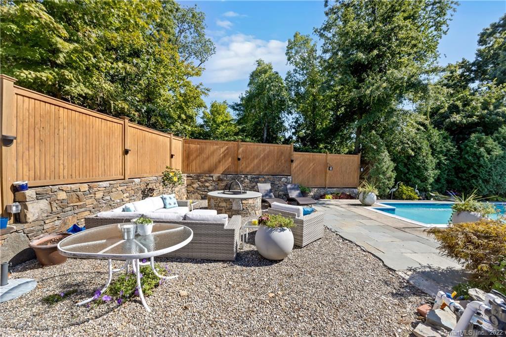 241 Papermill Lane