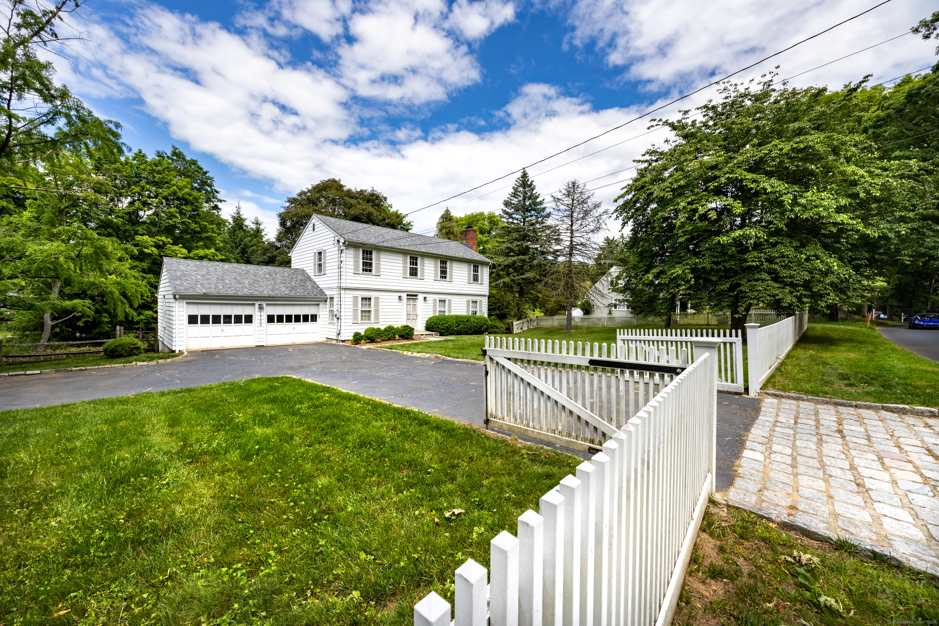 1780 Bronson Road