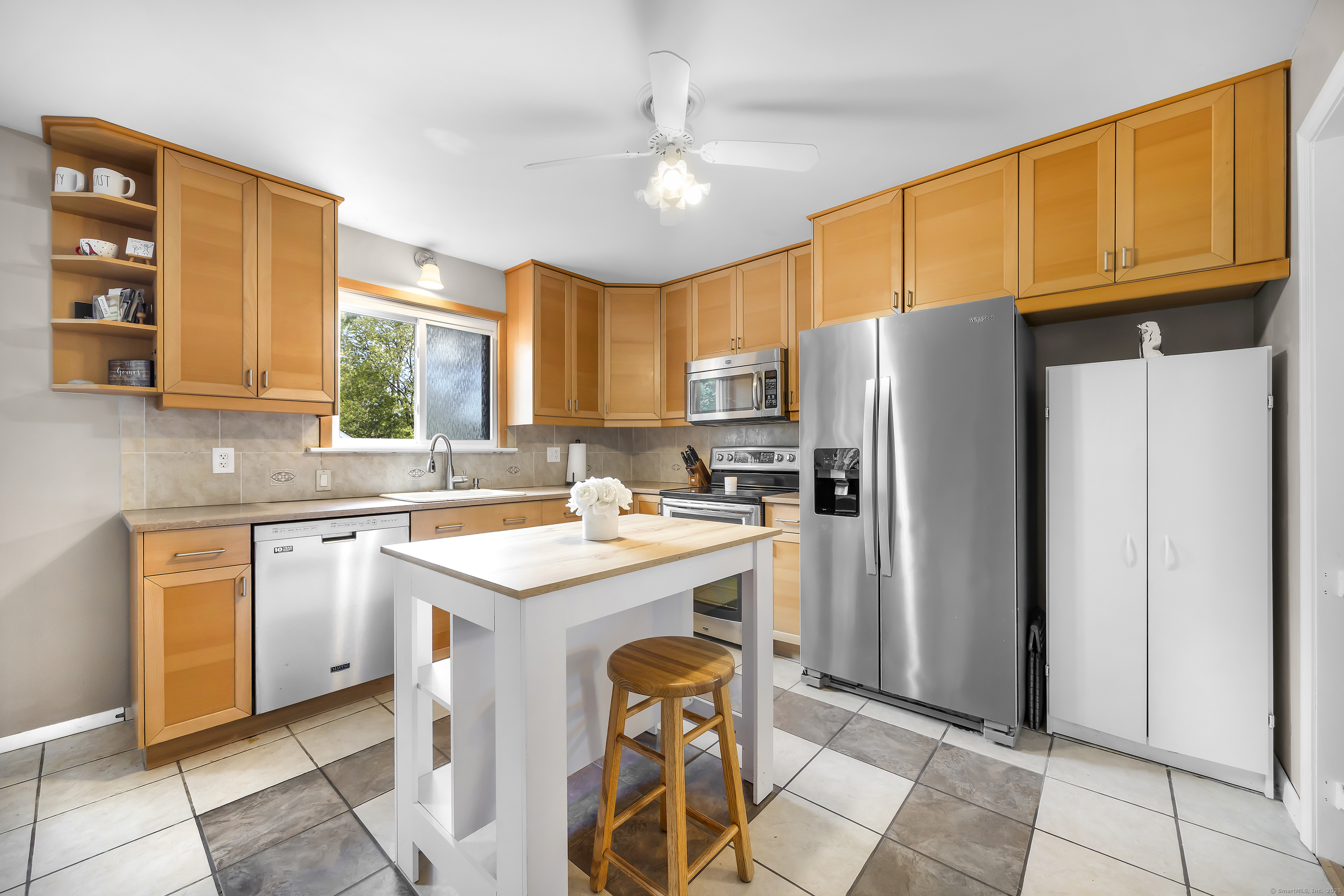4 Soundview Avenue