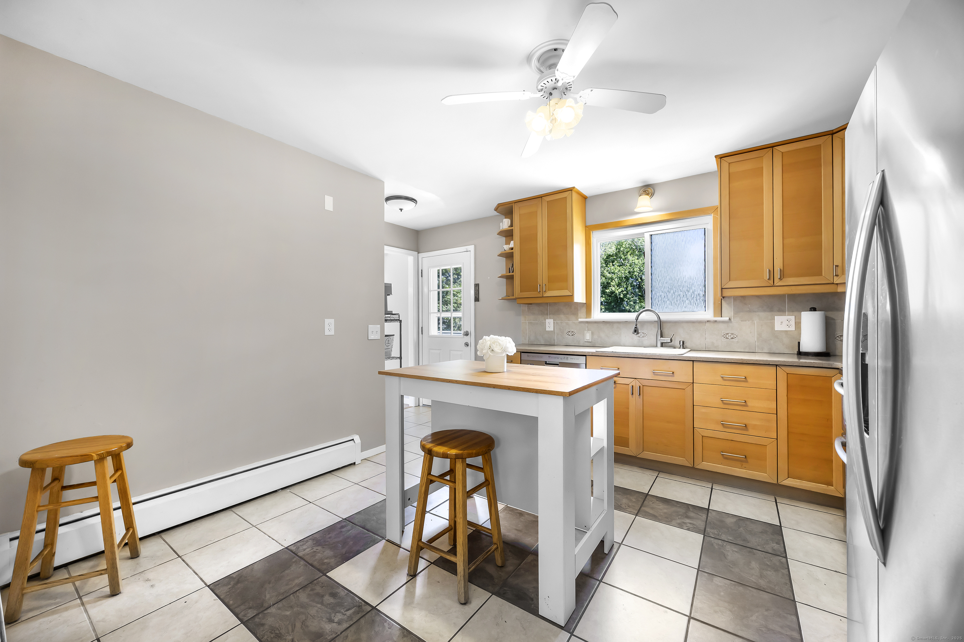 4 Soundview Avenue