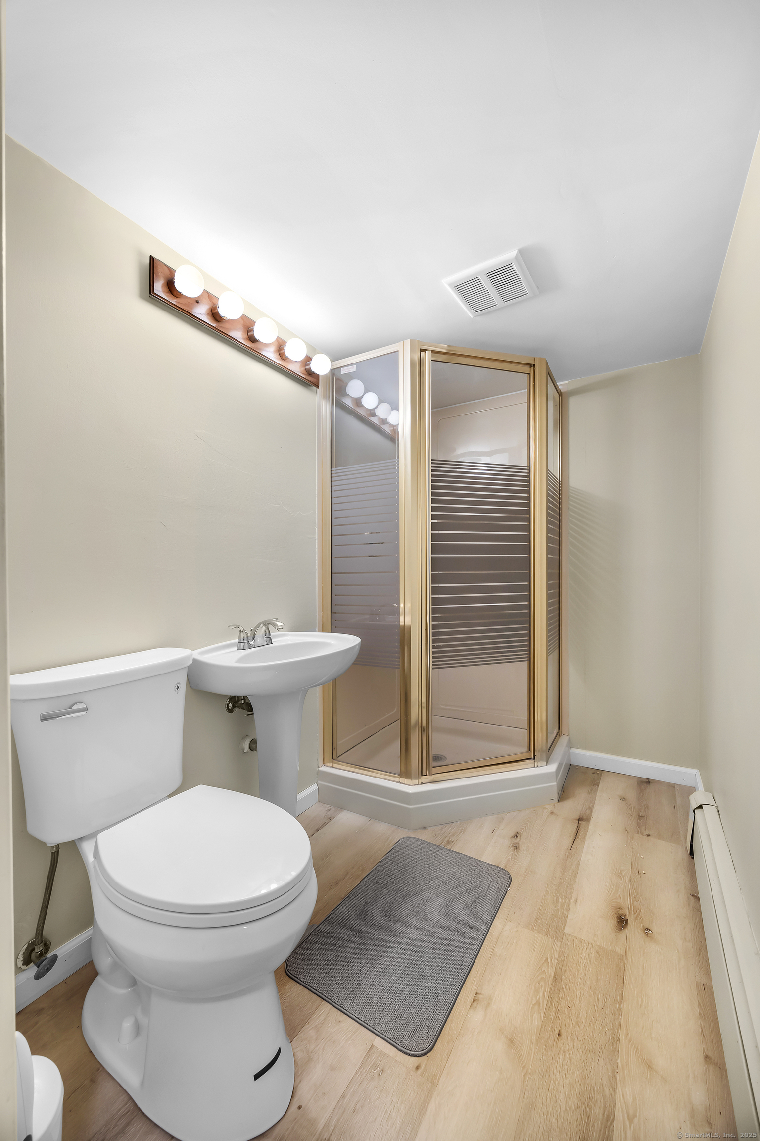 4 Soundview Avenue