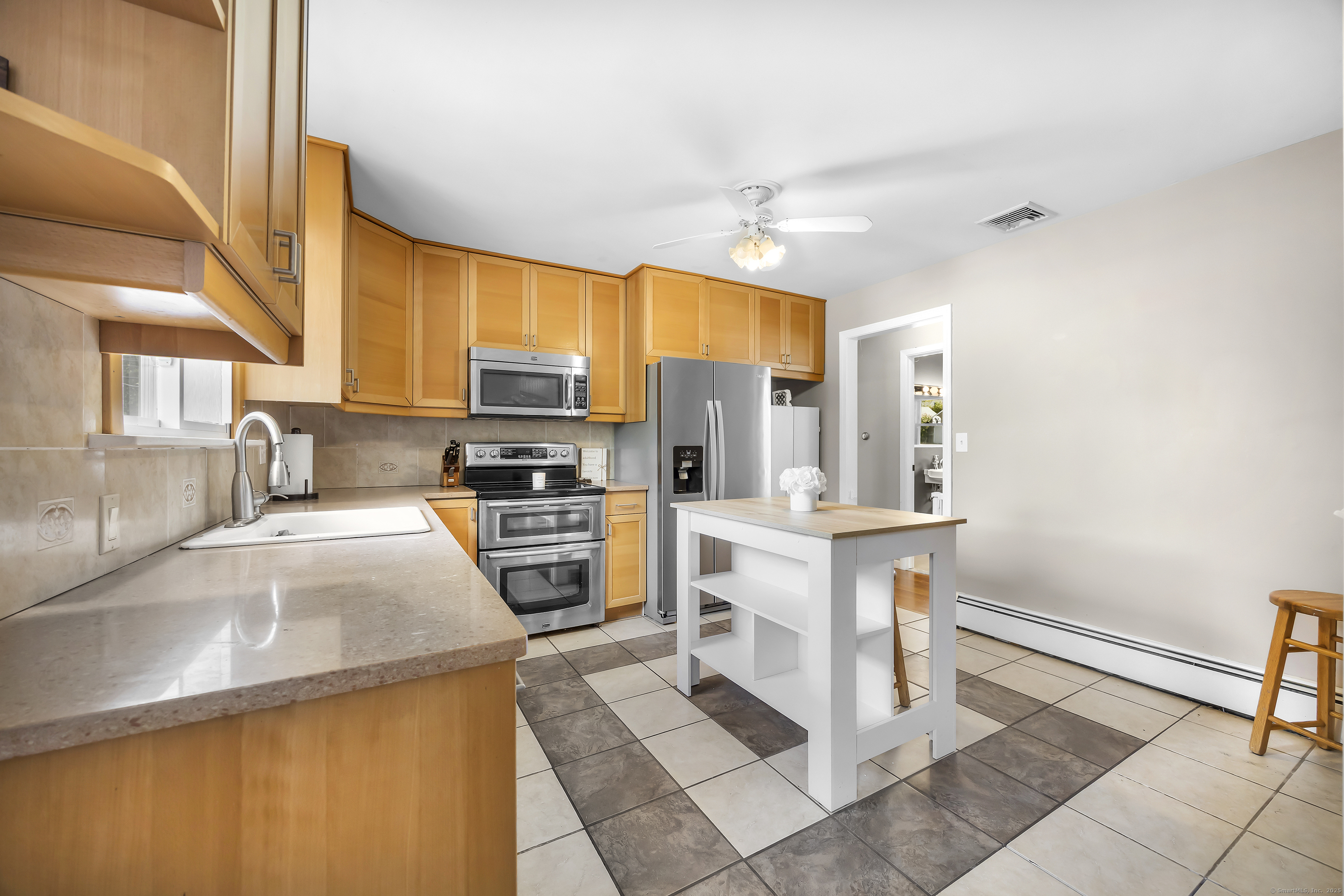 4 Soundview Avenue
