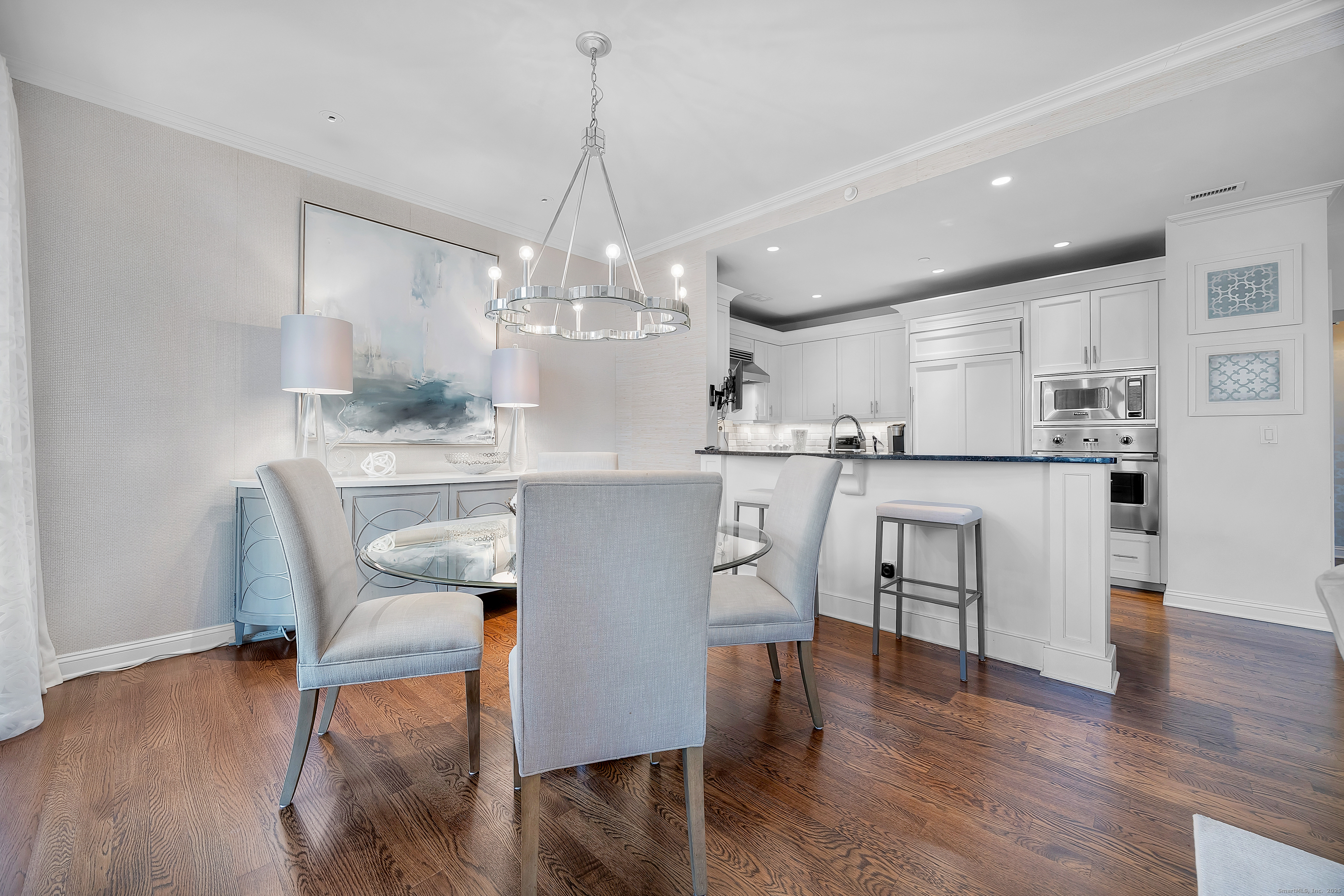 100 Parrott Drive 1402