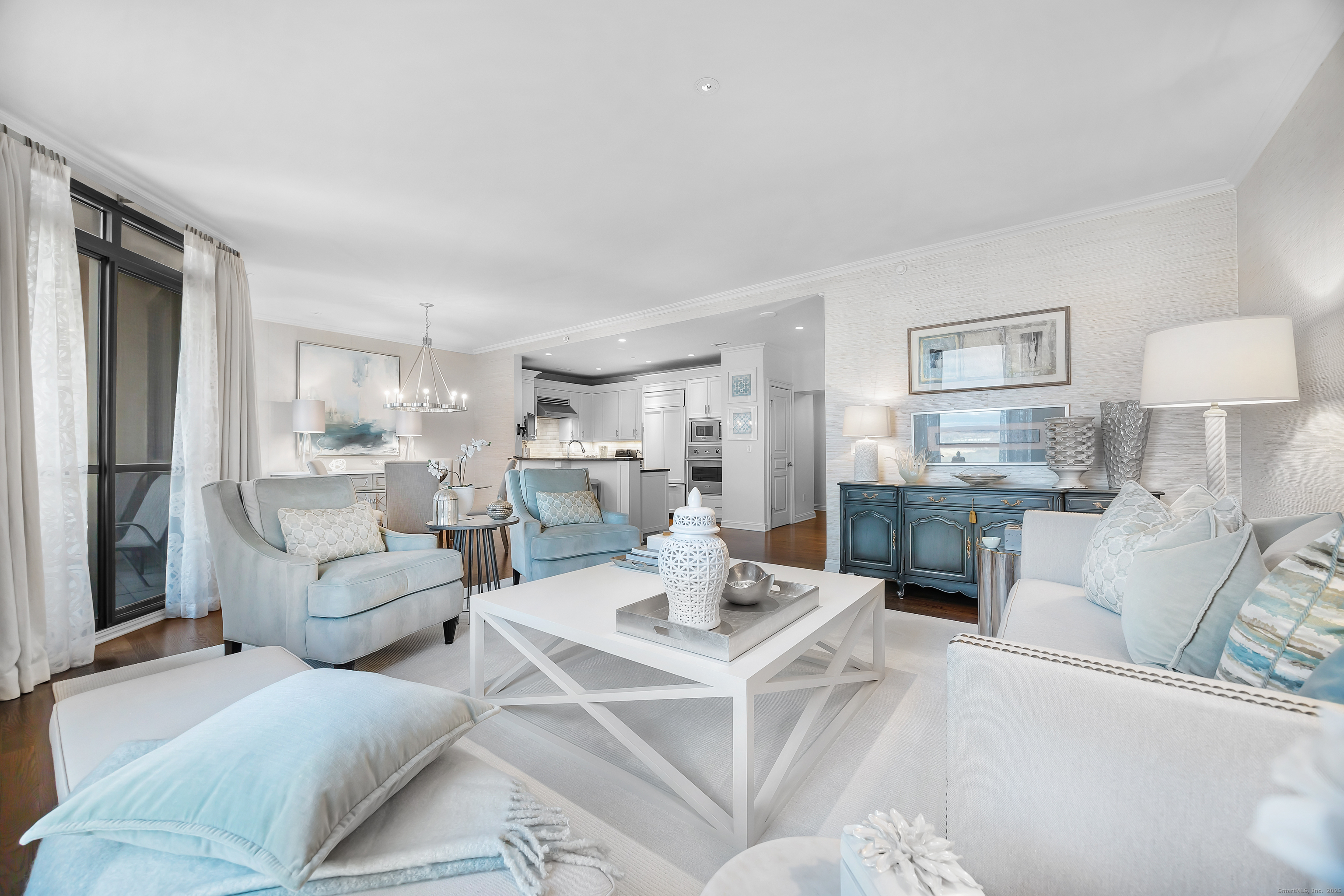 100 Parrott Drive 1402