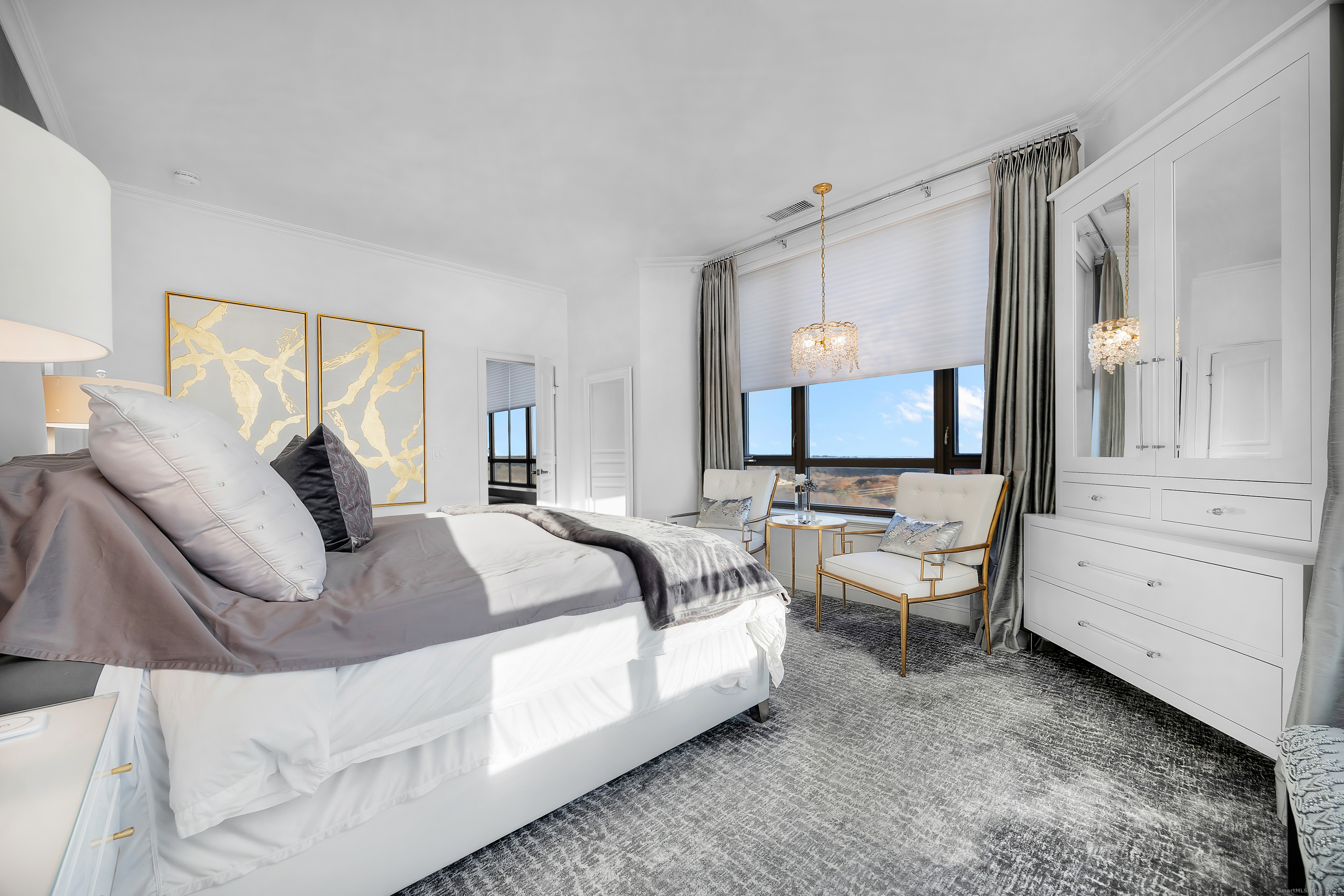 100 Parrott Drive 1402