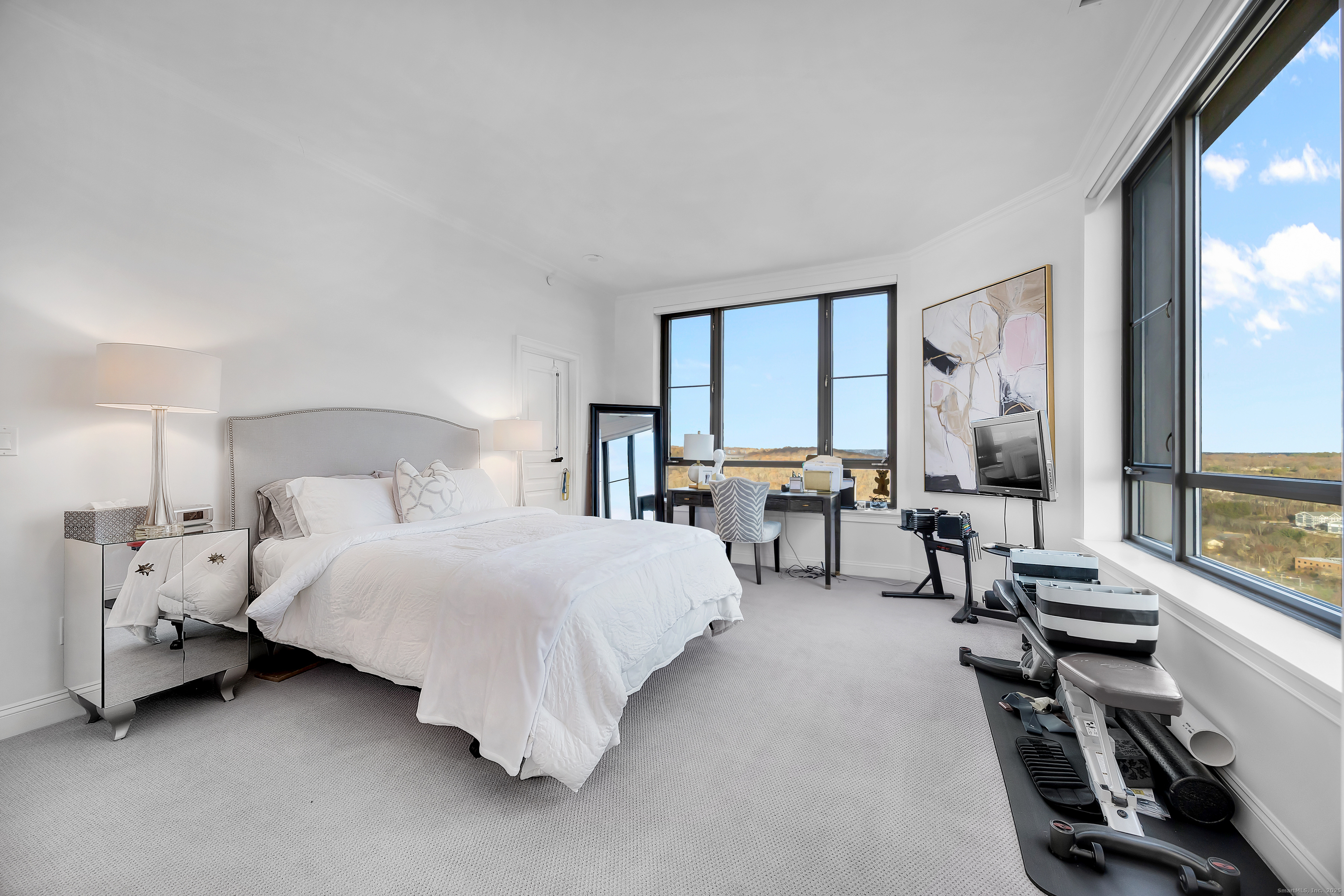 100 Parrott Drive 1402