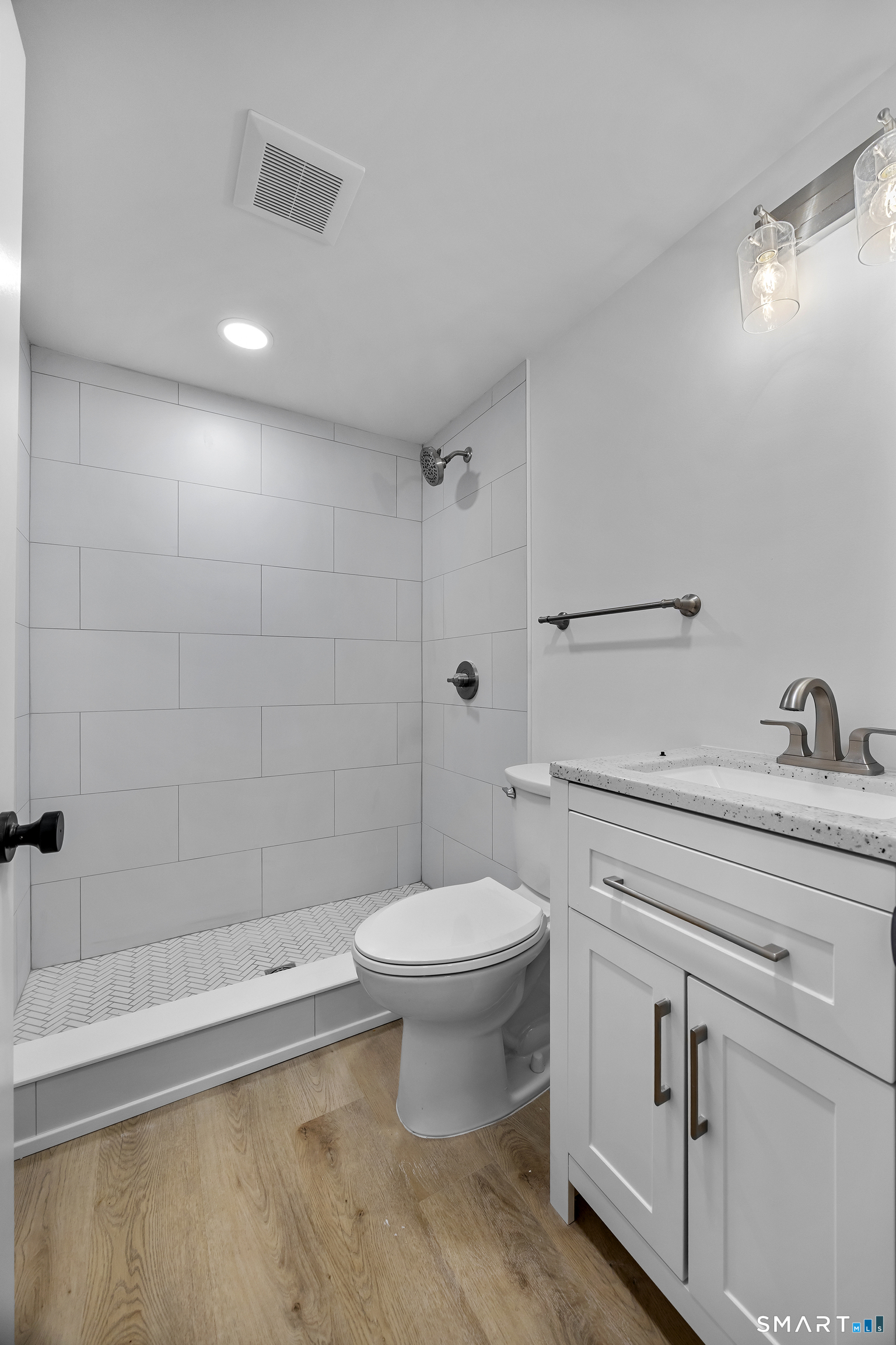 140 Mile Common Road