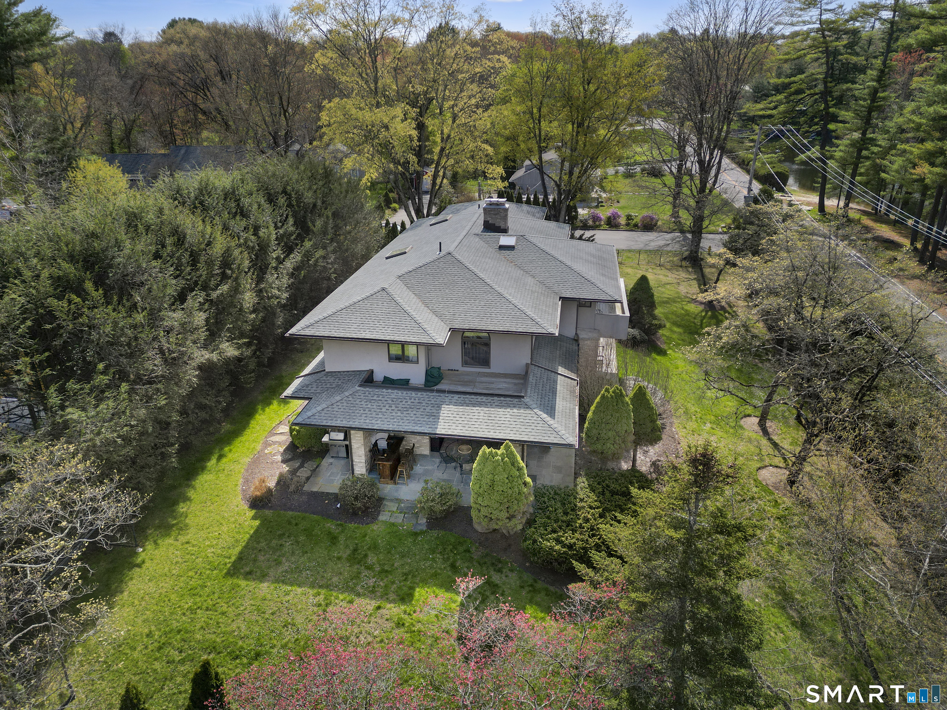 34 Canoe Brook Road