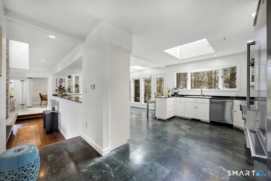 34 Canoe Brook Road
