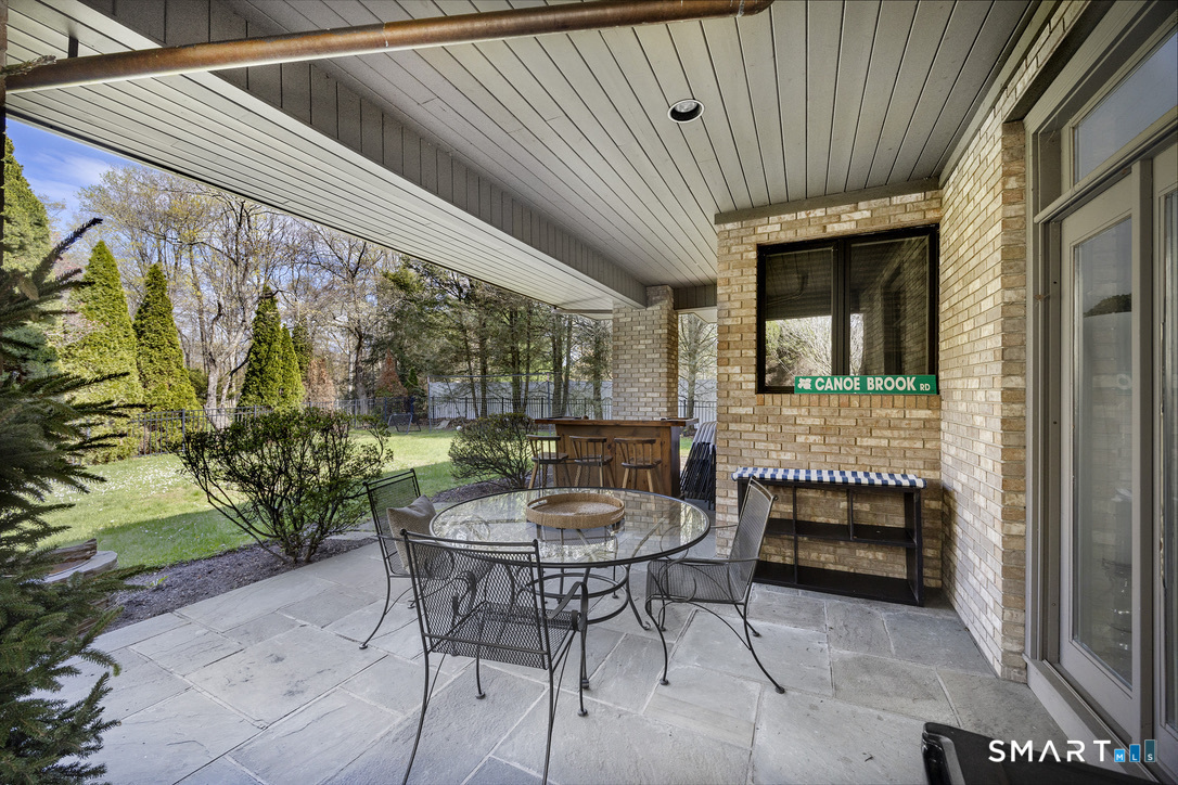 34 Canoe Brook Road