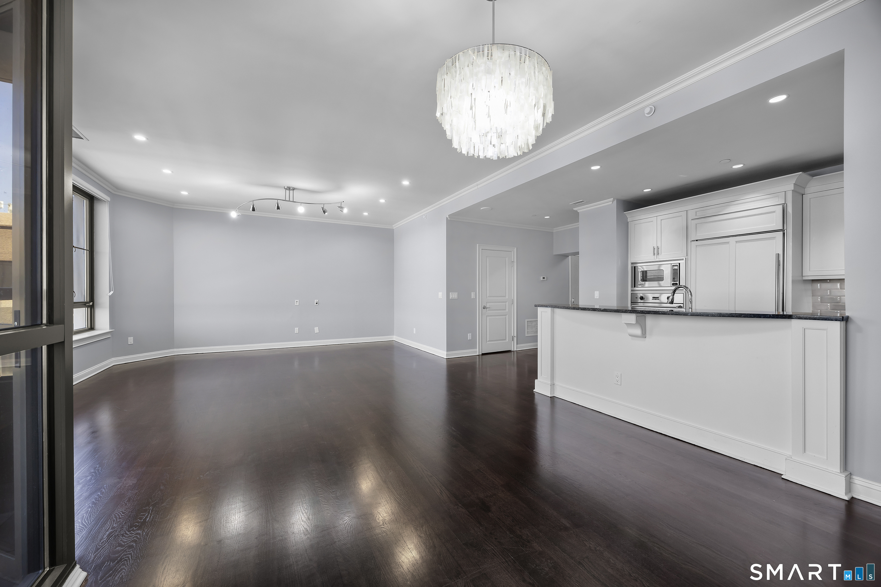 100 Parrott Drive Unit: 1106