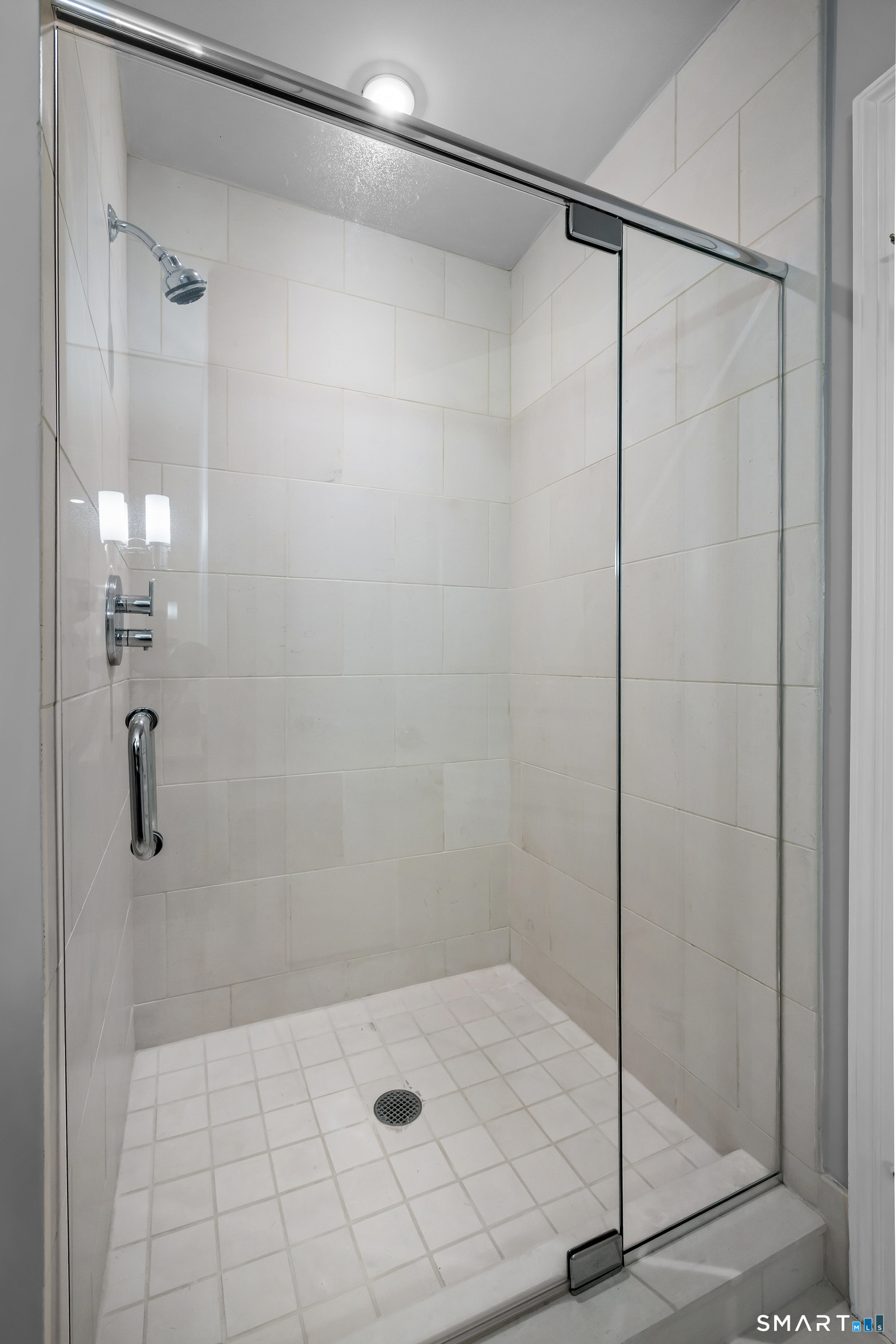 100 Parrott Drive Unit: 1106
