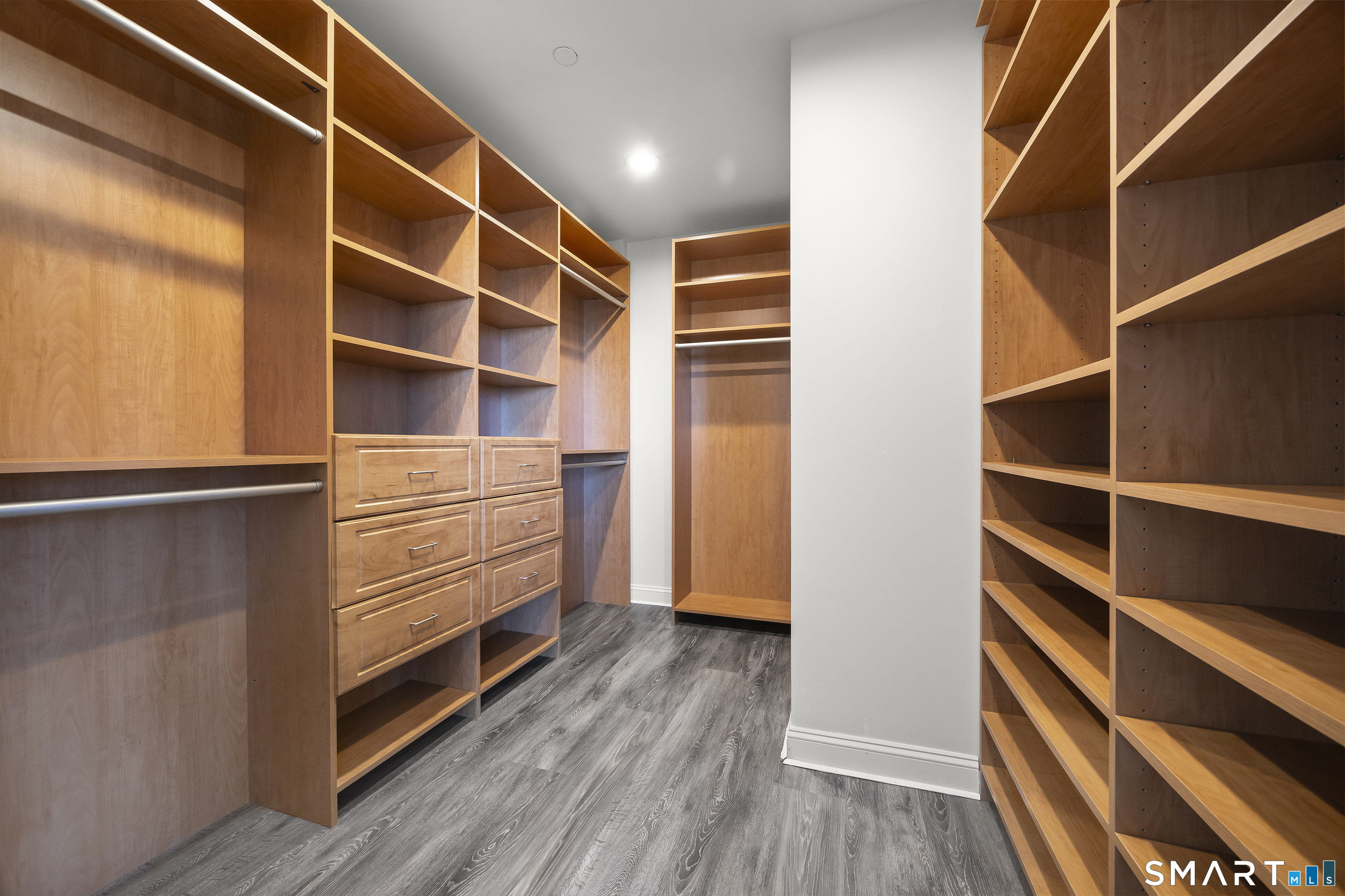 100 Parrott Drive Unit: 1106