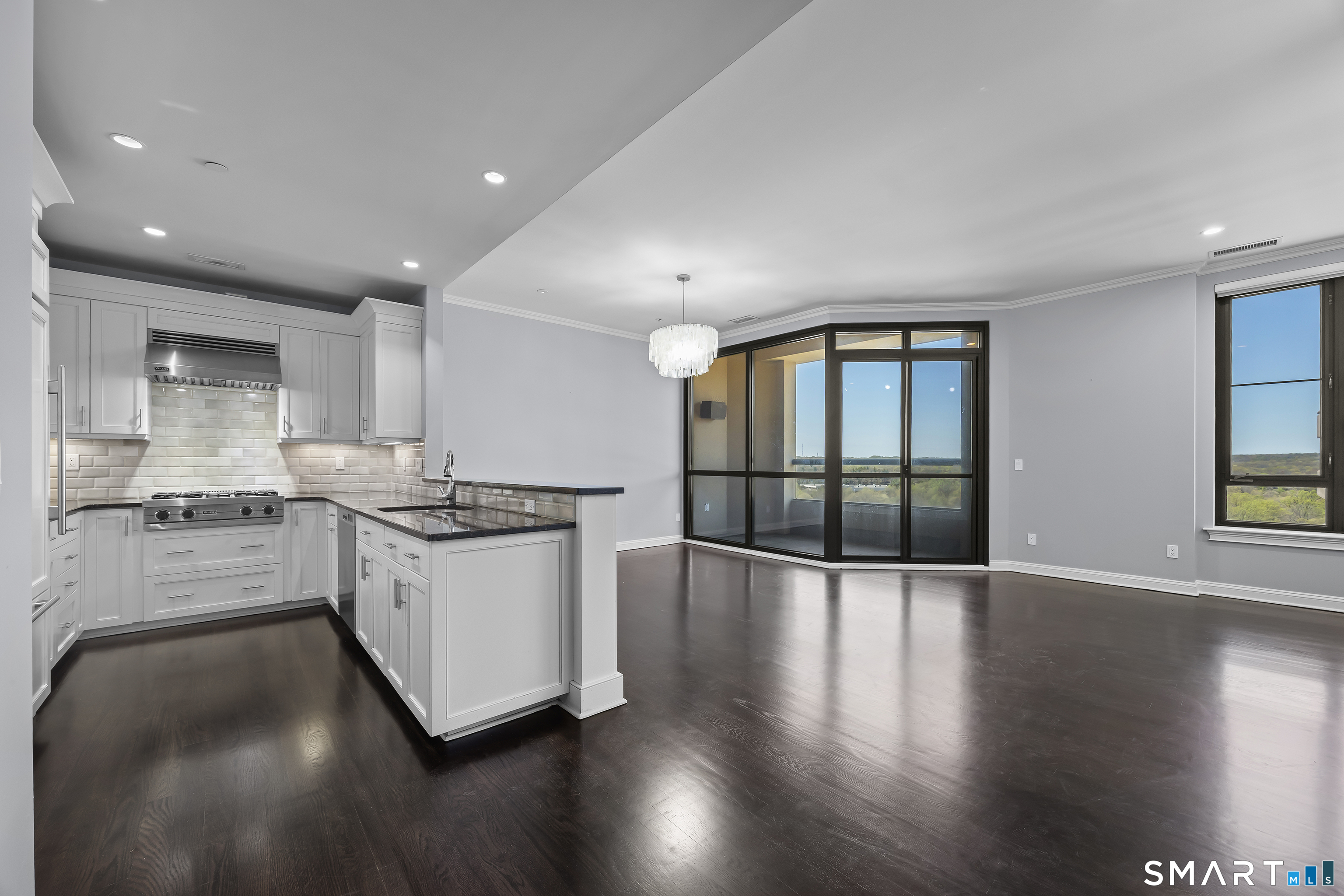 100 Parrott Drive Unit: 1106