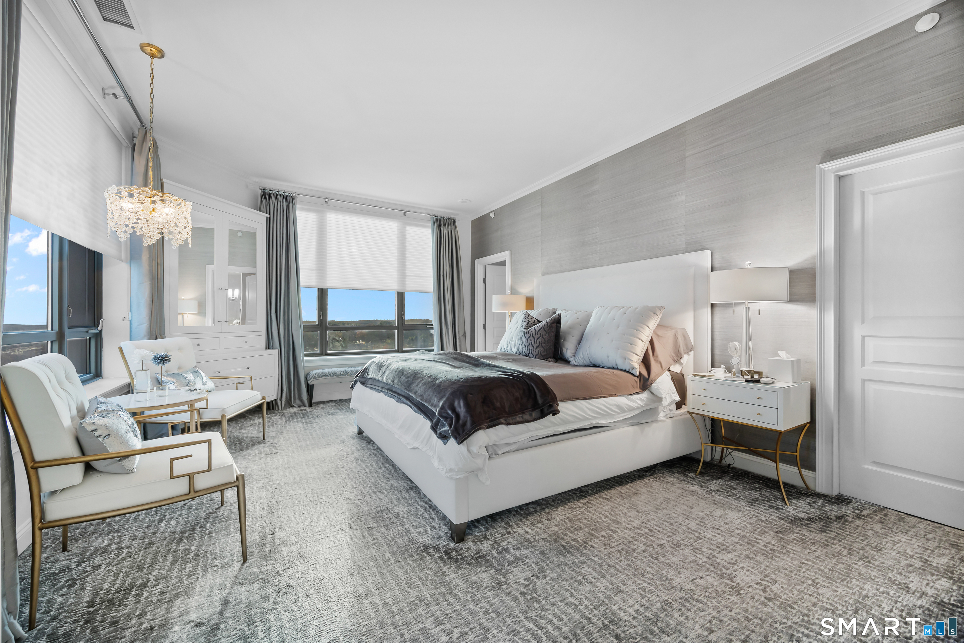 100 Parrott Drive Unit: 1402