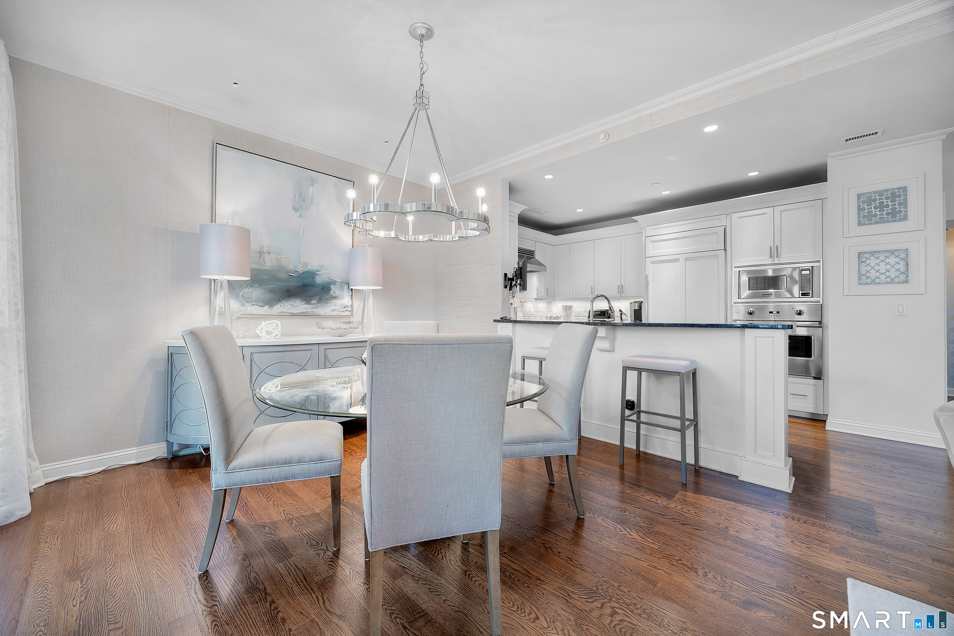 100 Parrott Drive Unit: 1402