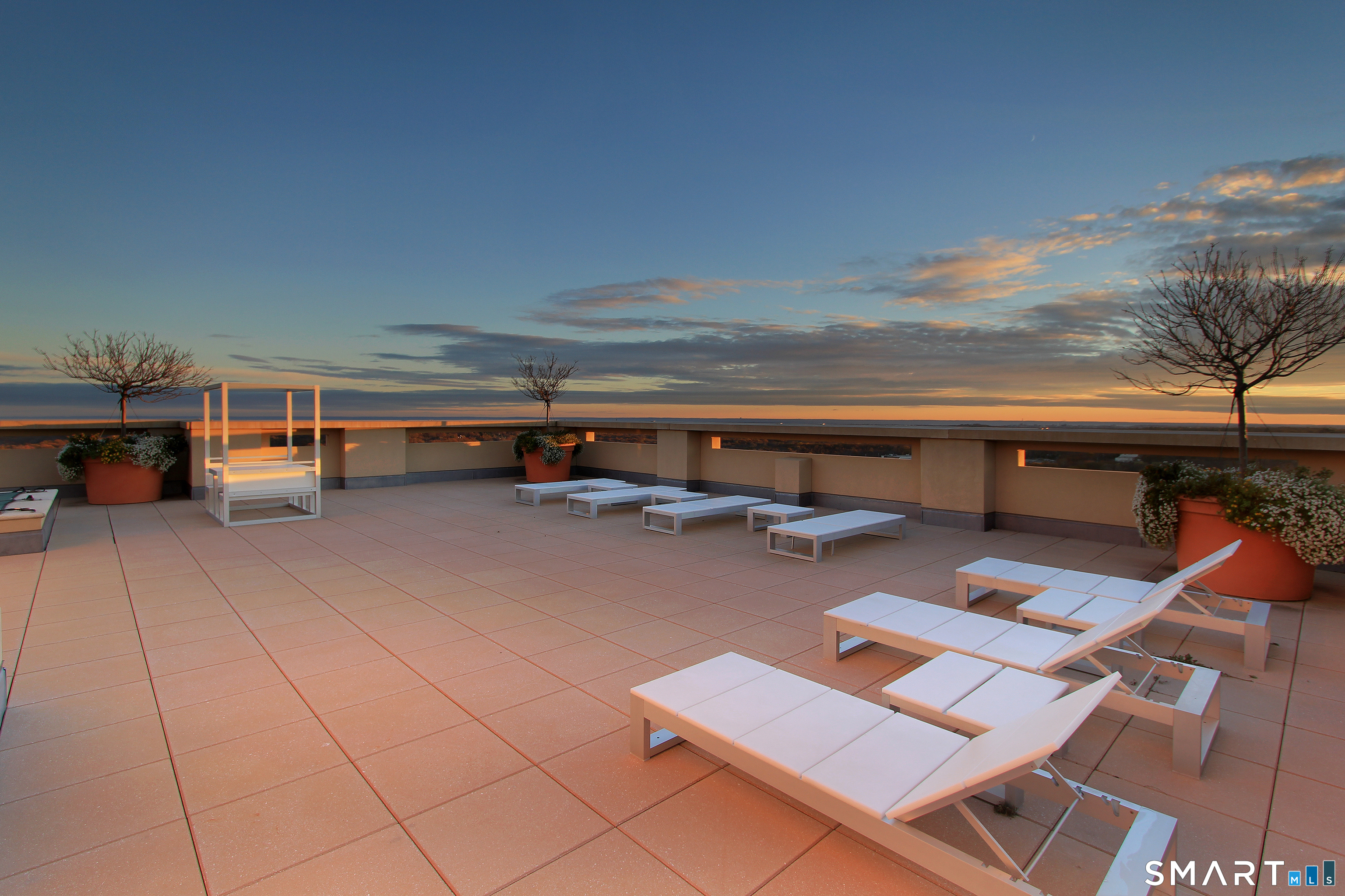 100 Parrott Drive Unit: 1402