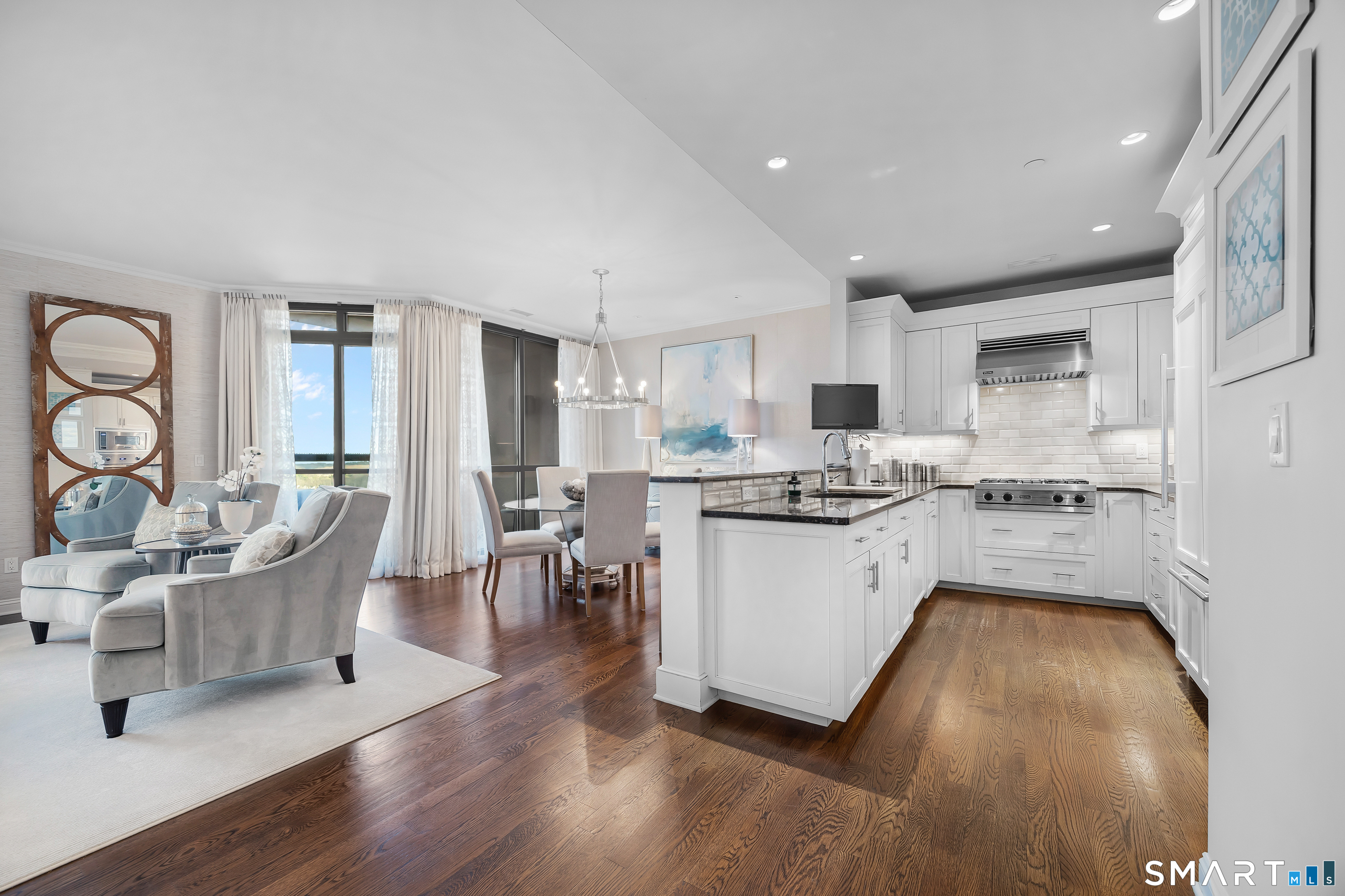 100 Parrott Drive Unit: 1402