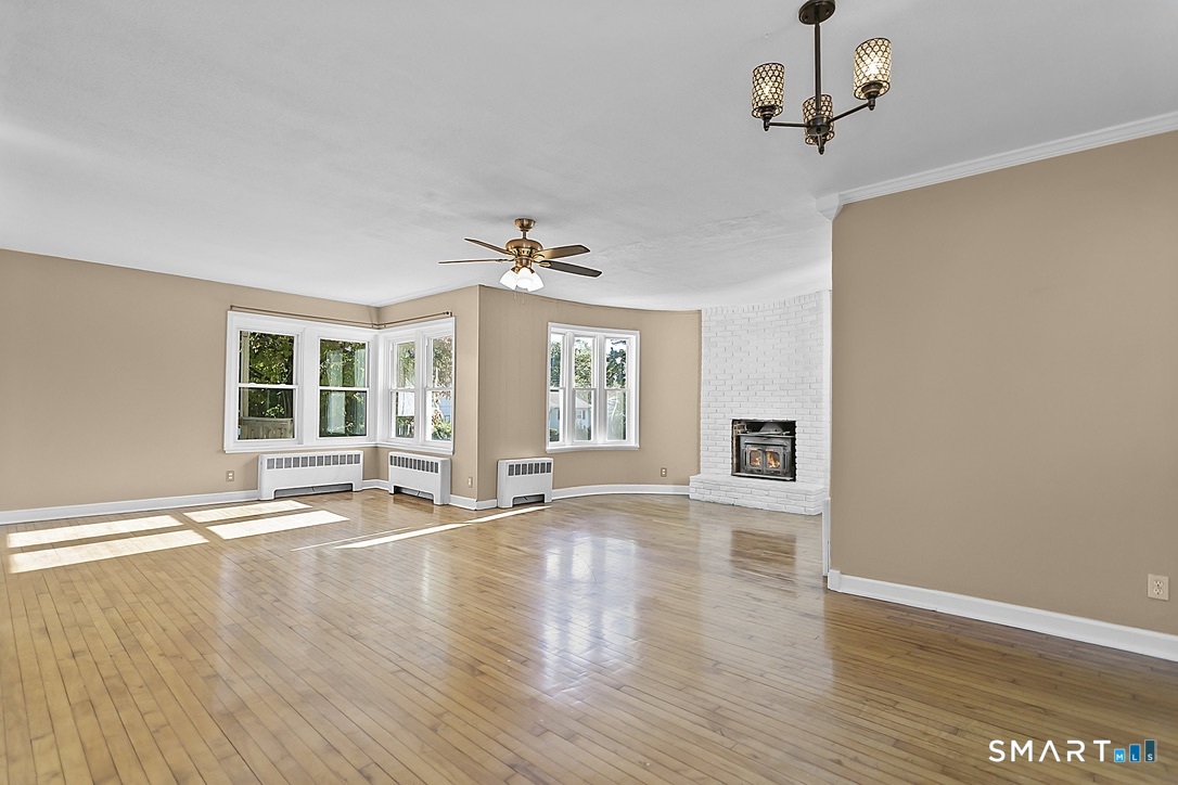 23 Frank Street