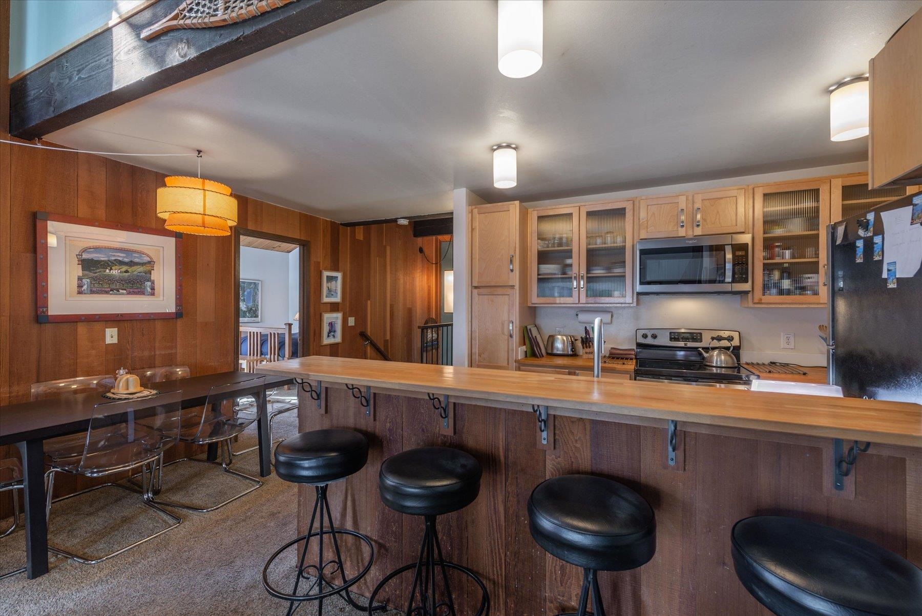 1001 Commonwealth Drive Unit: 105