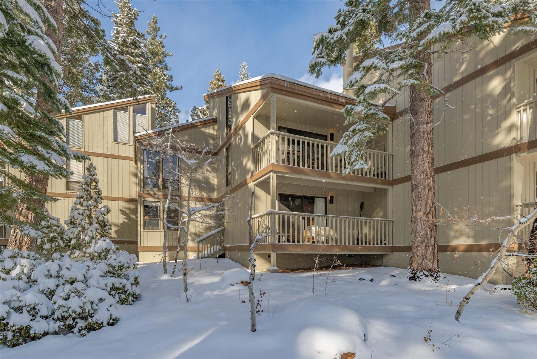 1001 Commonwealth Drive Unit: 105