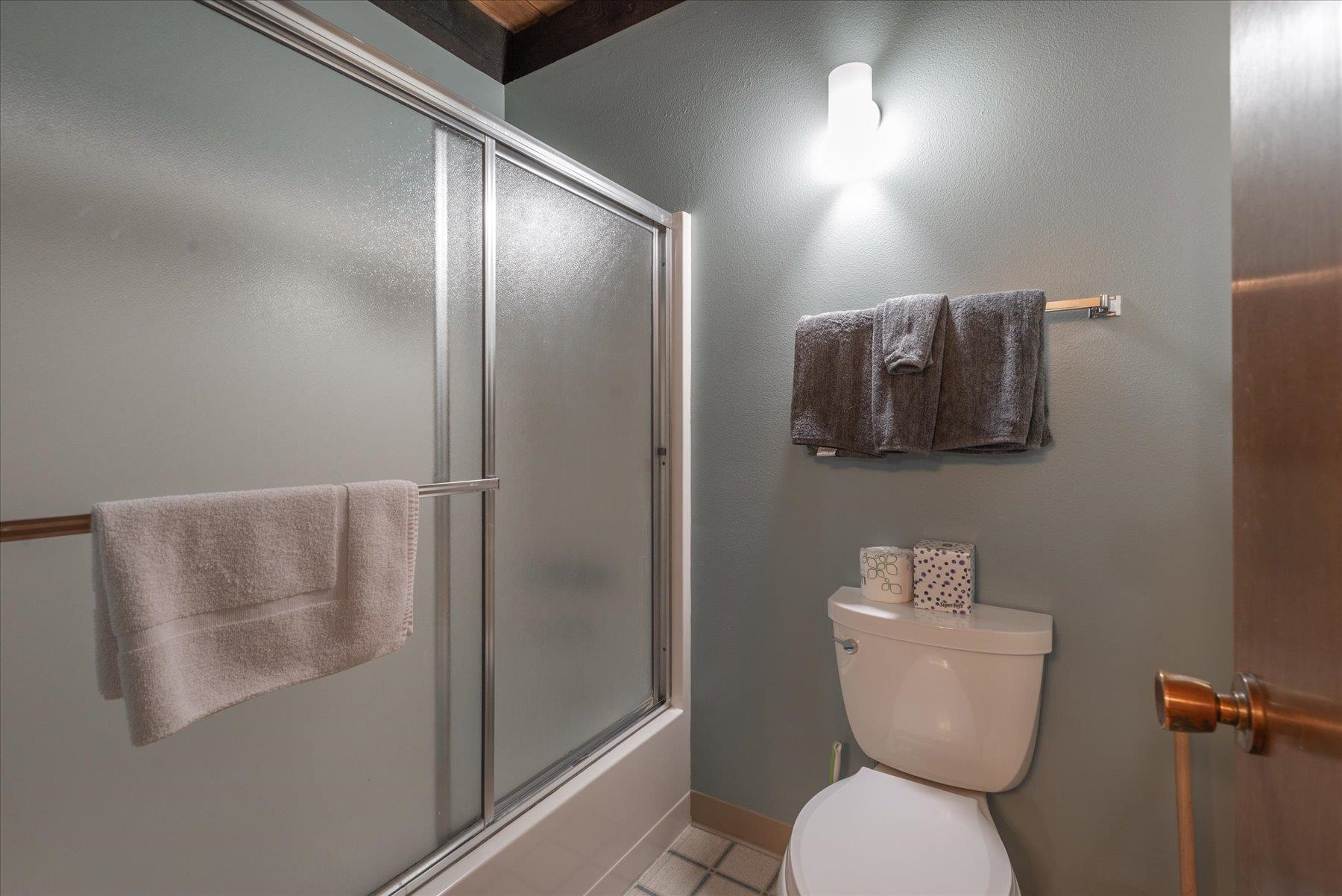 1001 Commonwealth Drive Unit: 105