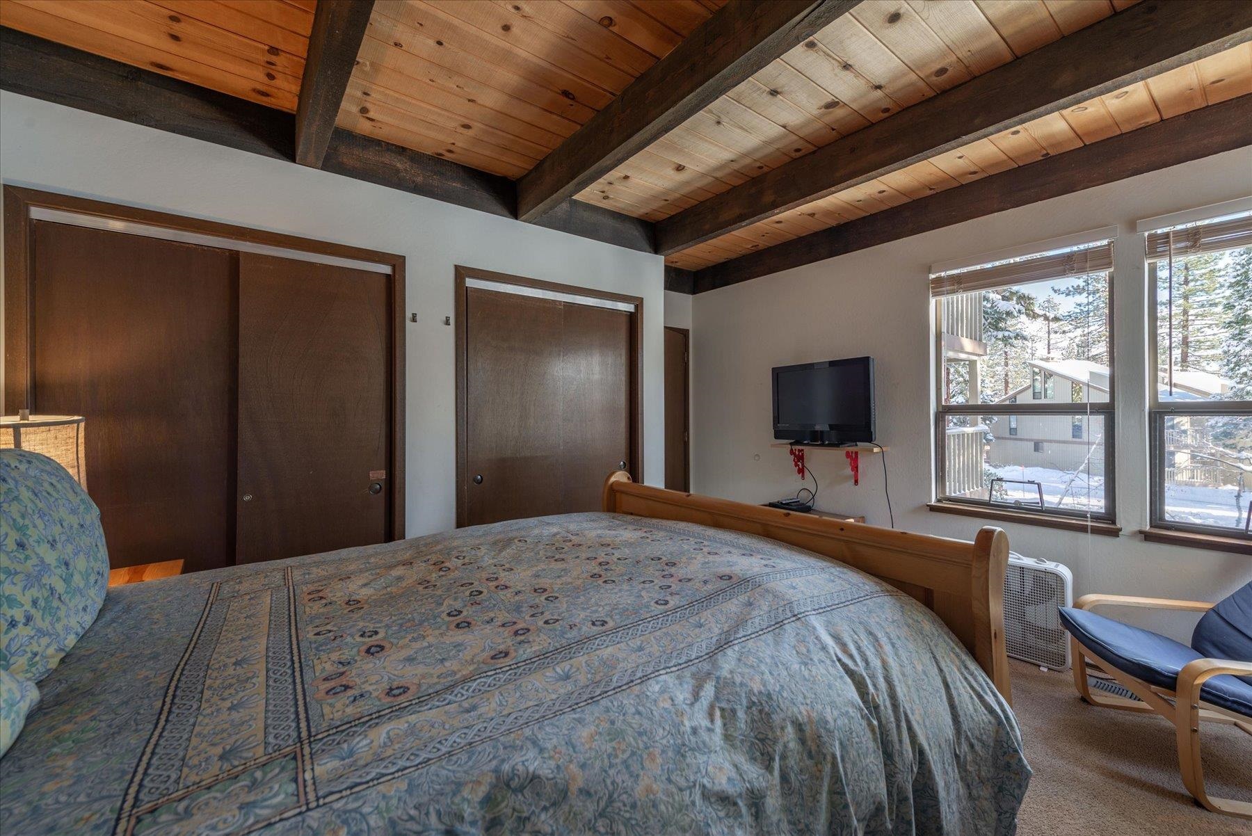 1001 Commonwealth Drive Unit: 105