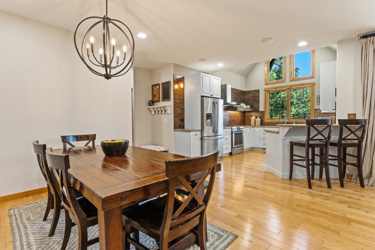 10449 Eastbourne Court