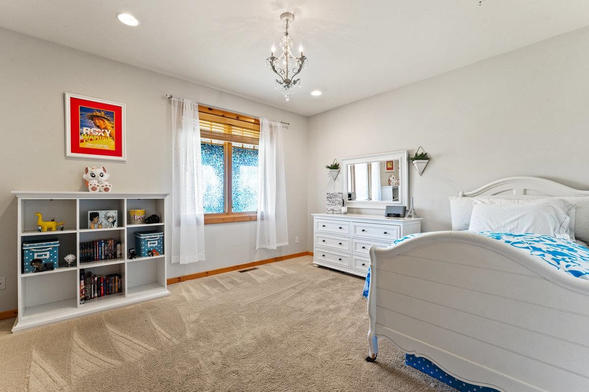 10449 Eastbourne Court