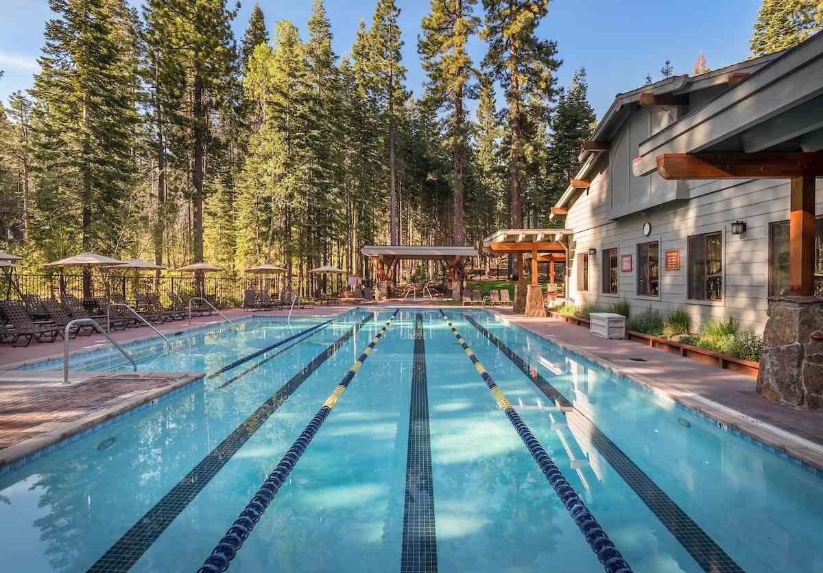 3165 Aspen Grove