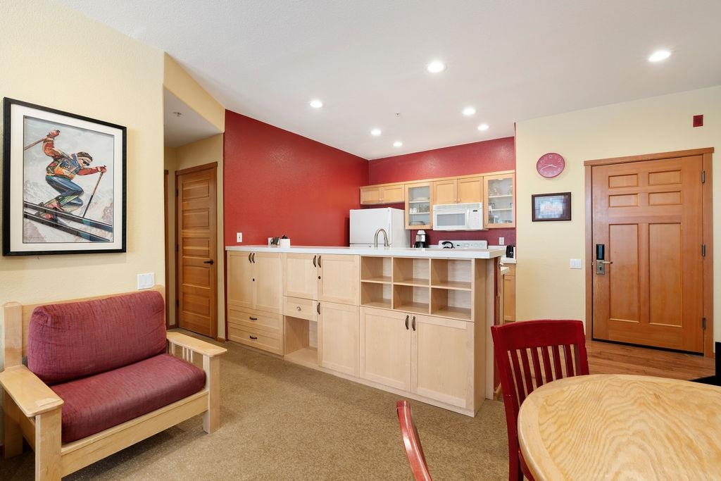 201 Shirley Canyon Road Unit: 714