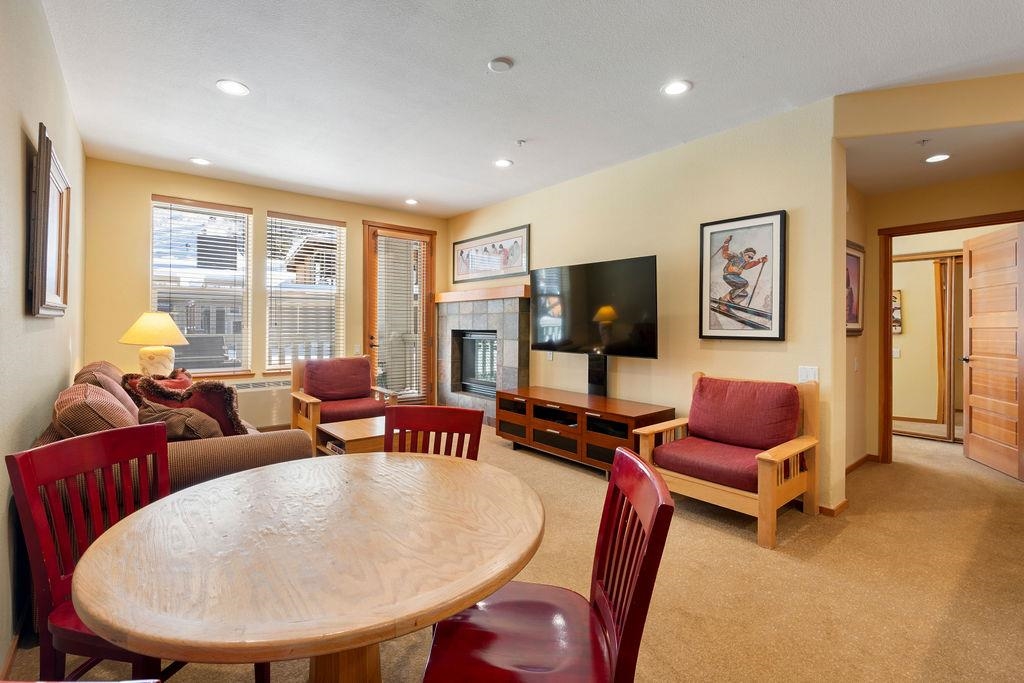 201 Shirley Canyon Road Unit: 714