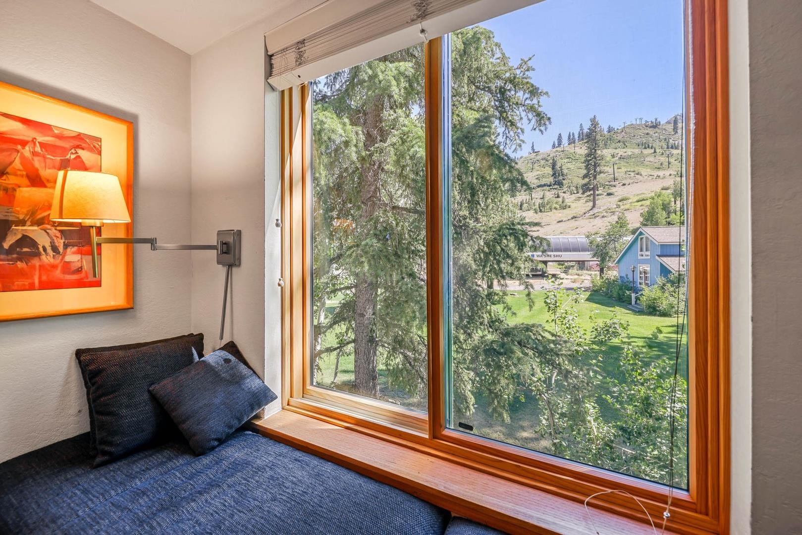 201 Shirley Canyon Road Unit: 204