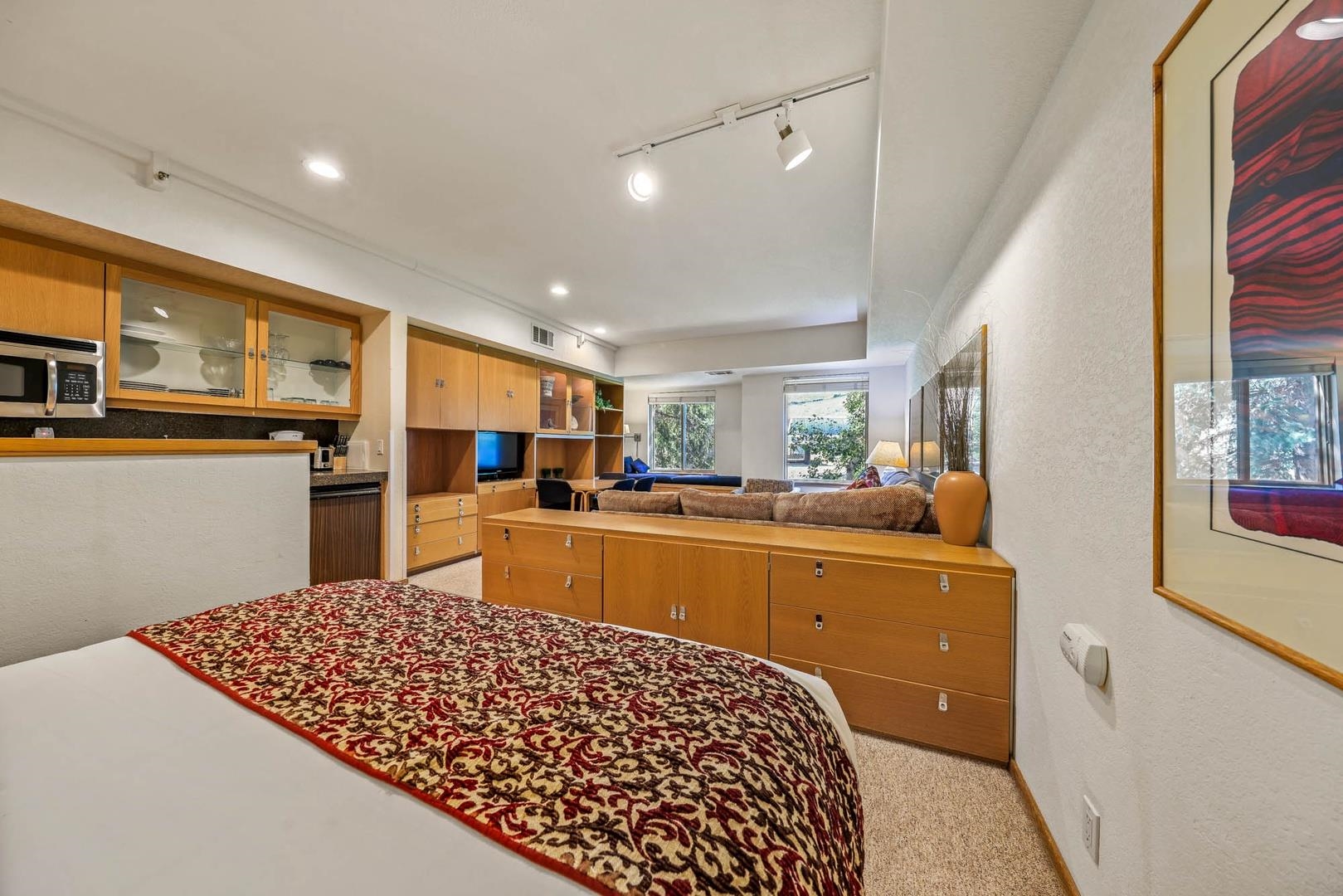 201 Shirley Canyon Road Unit: 204