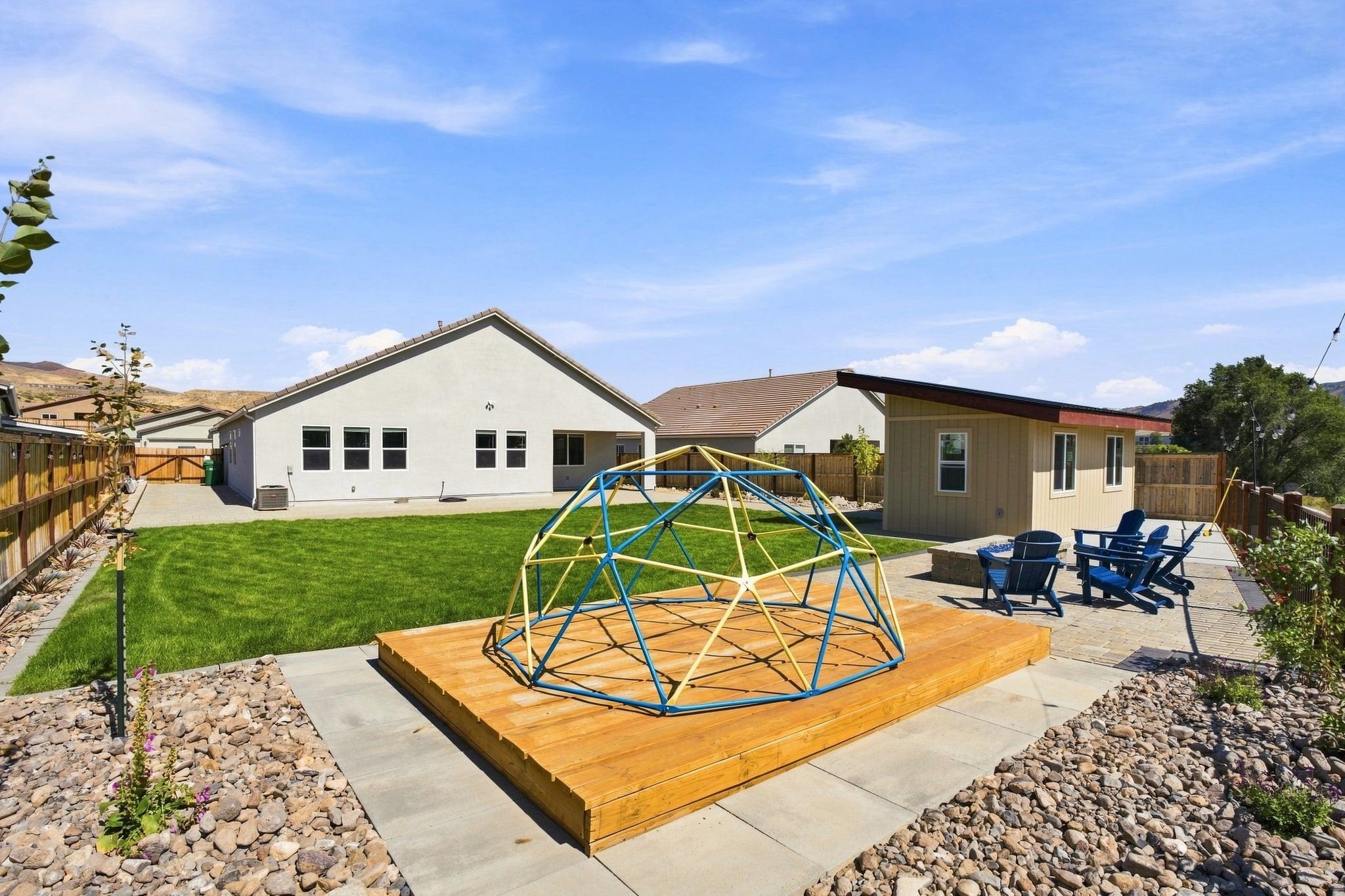 8388 Fenhollow Drive