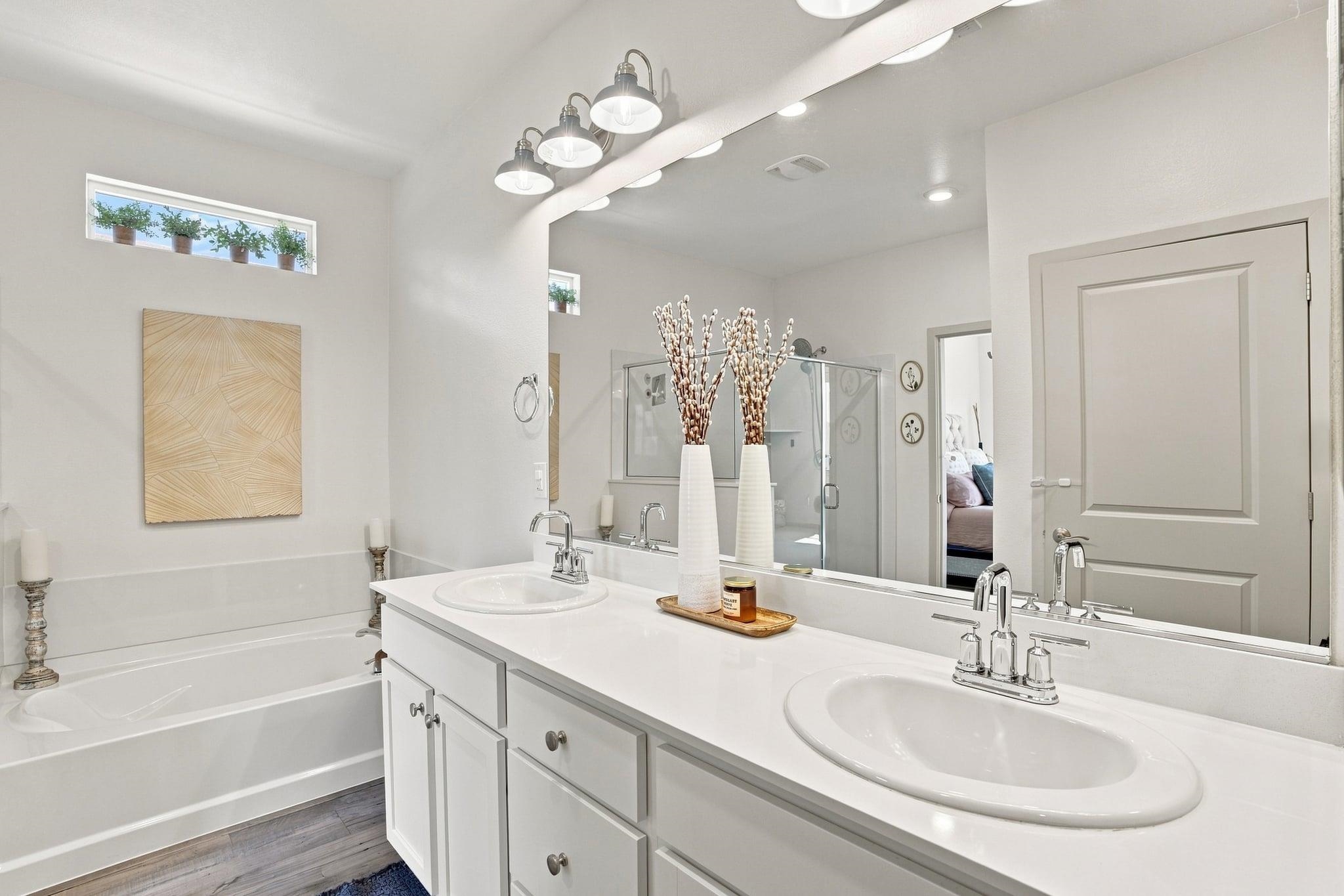 8388 Fenhollow Drive